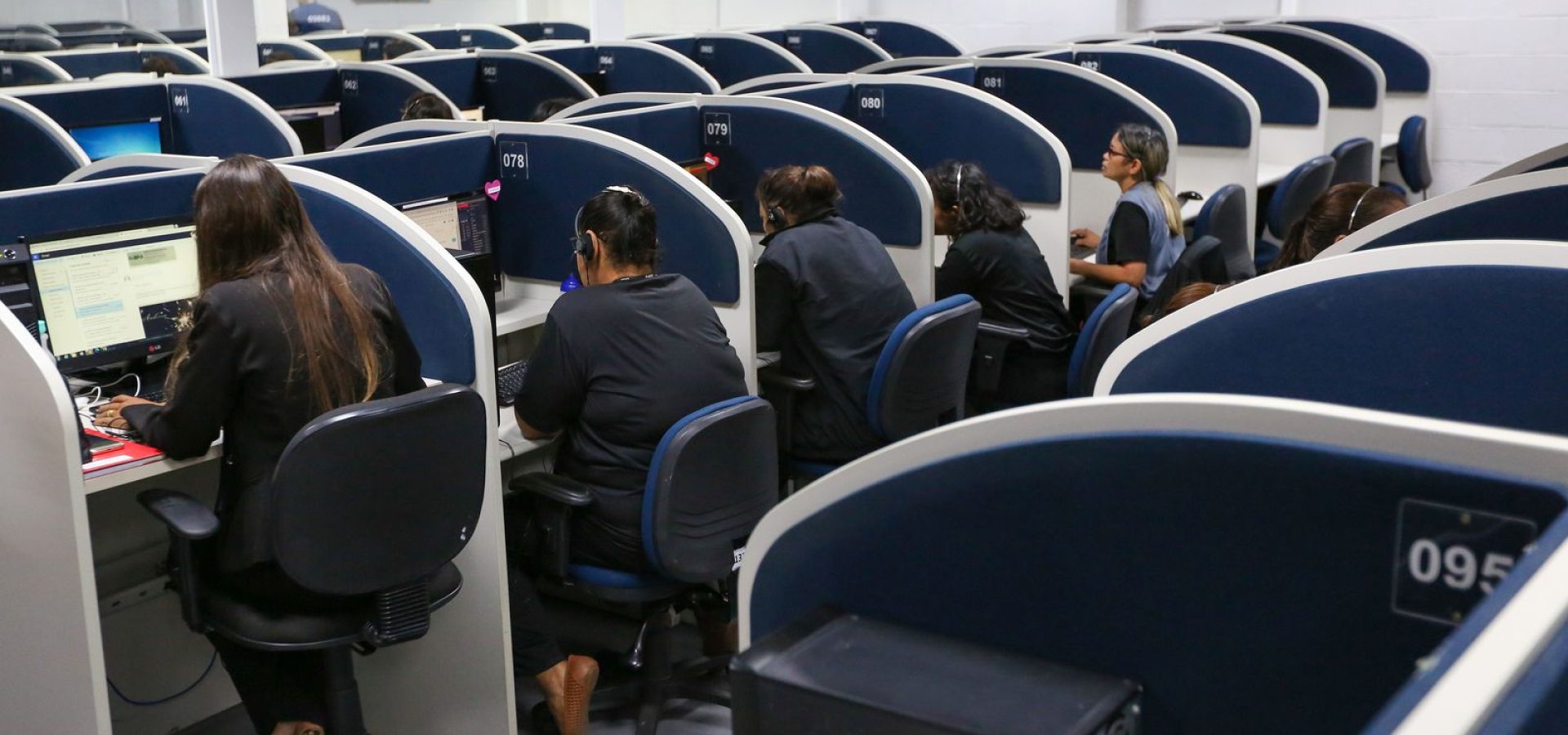 Ligue 180 tem 1,5 mil denúncias de violência política contra mulher