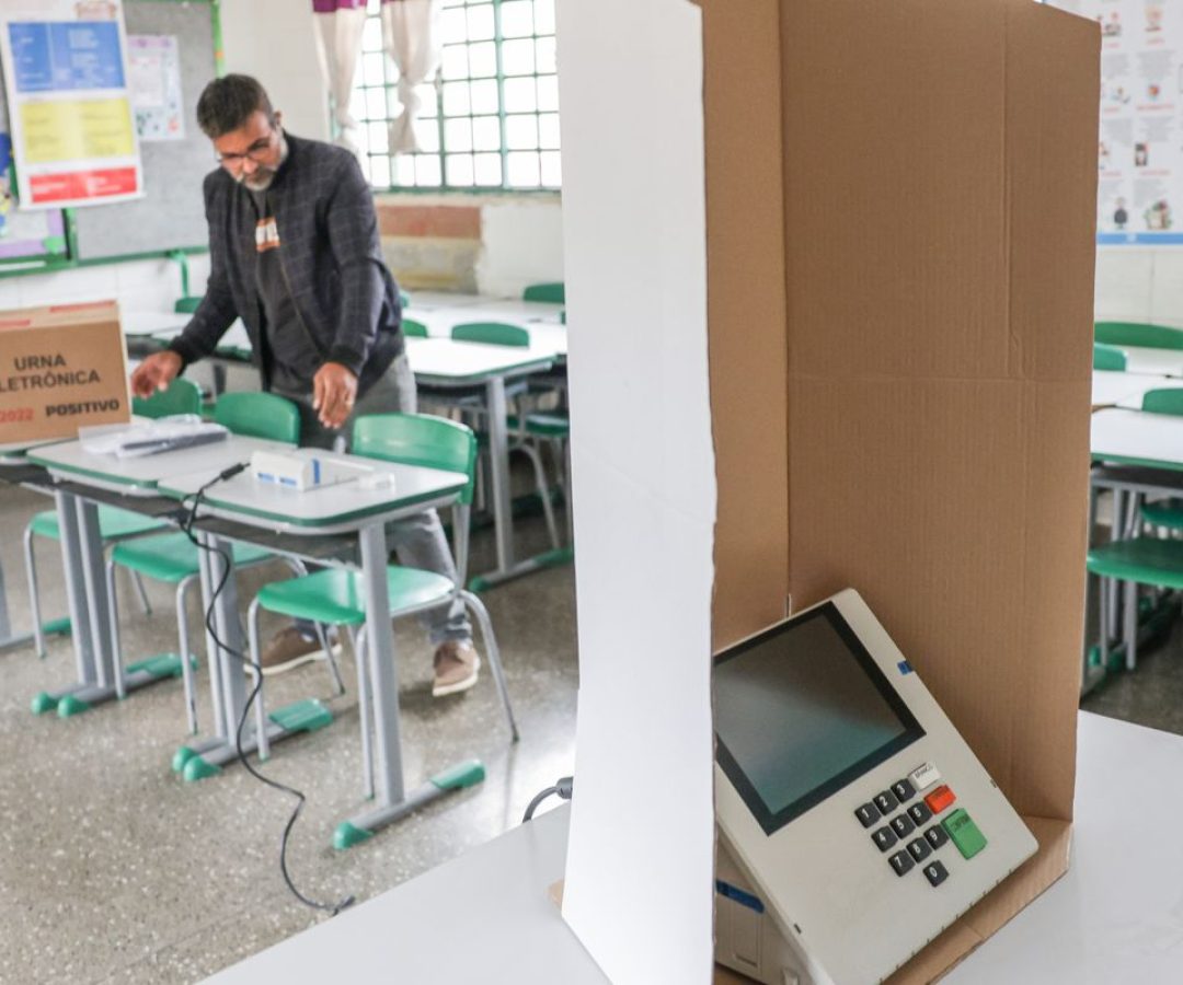 No estado de São Paulo, 32 urnas com problemas são substituídas