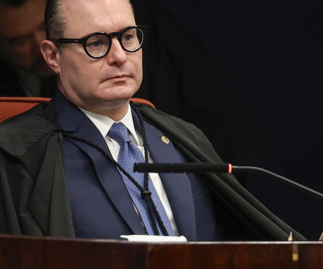 Dallagnol expõe sigilo fiscal de Zanin, que pede responsabilização