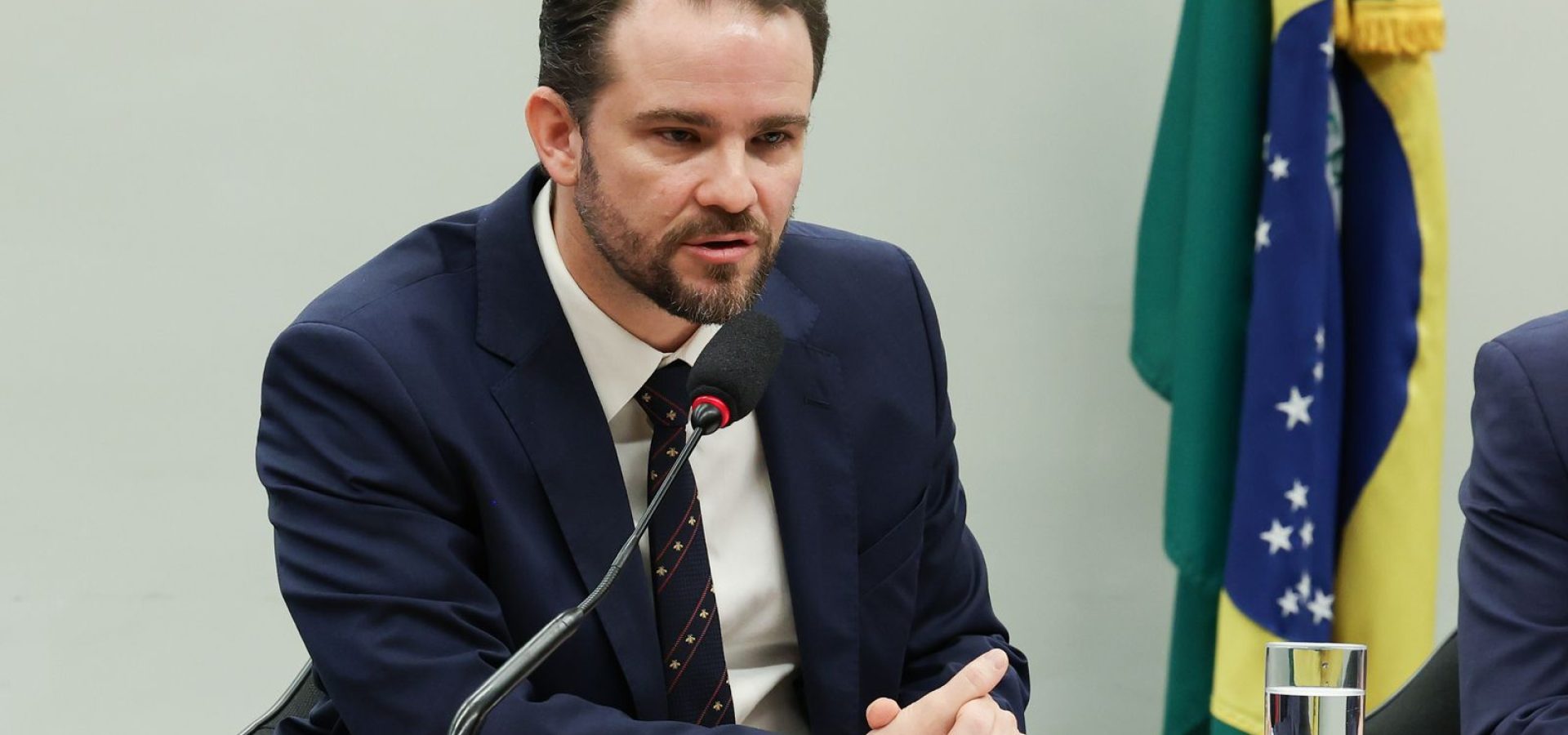 Financiador do filme Dark Horse recebeu dinheiro do crime organizado