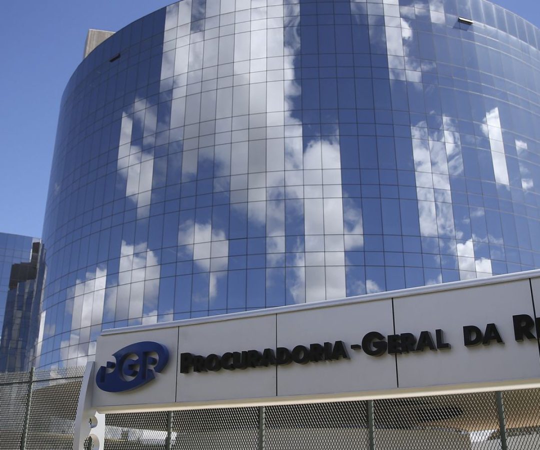 PGR deve se manifestar sobre supostas conversas entre Vorcaro e Moraes