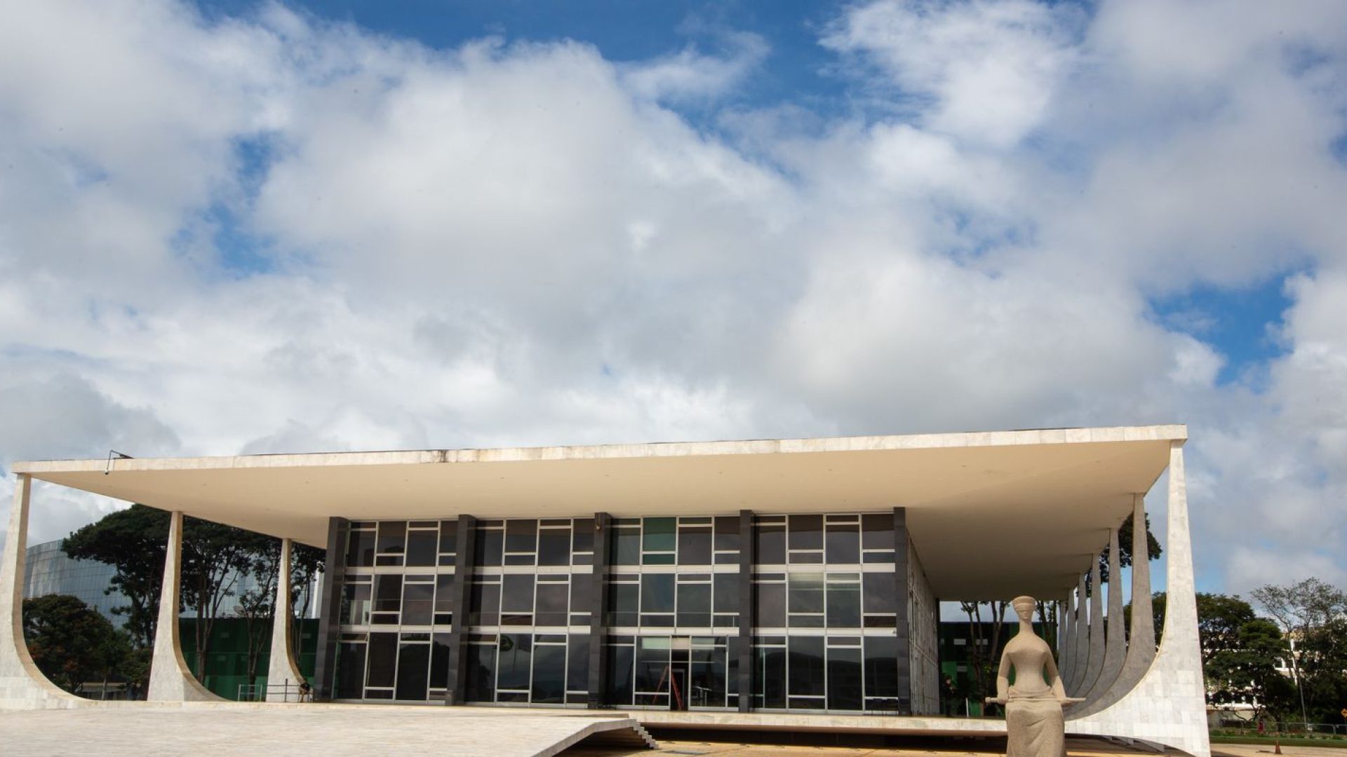 STF retira crédito presumido do ICMS da base de cálculo do PIS/Cofins