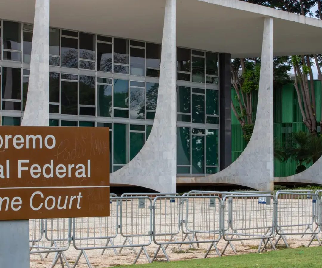 Moraes marca para 28 de julho depoimento de Flávio Bolsonaro à PF