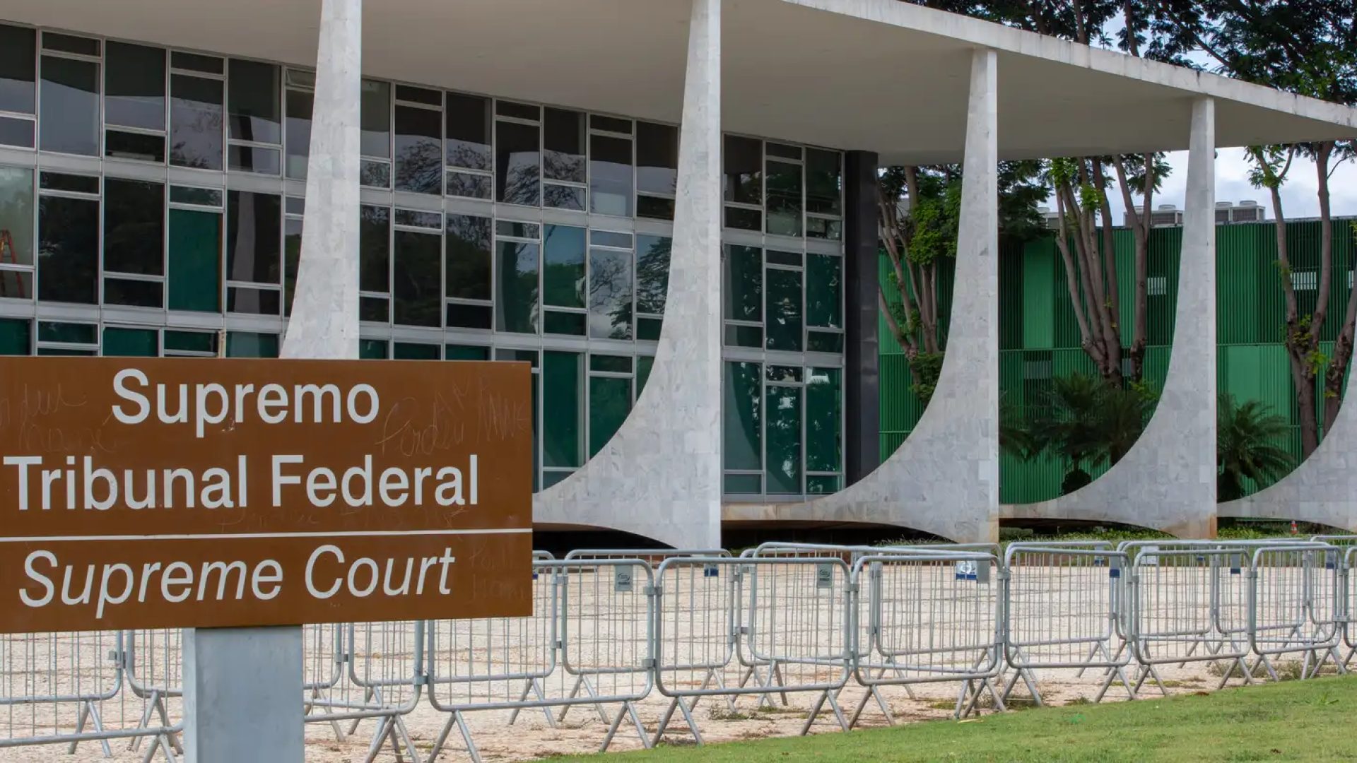 Moraes marca para 28 de julho depoimento de Flávio Bolsonaro à PF