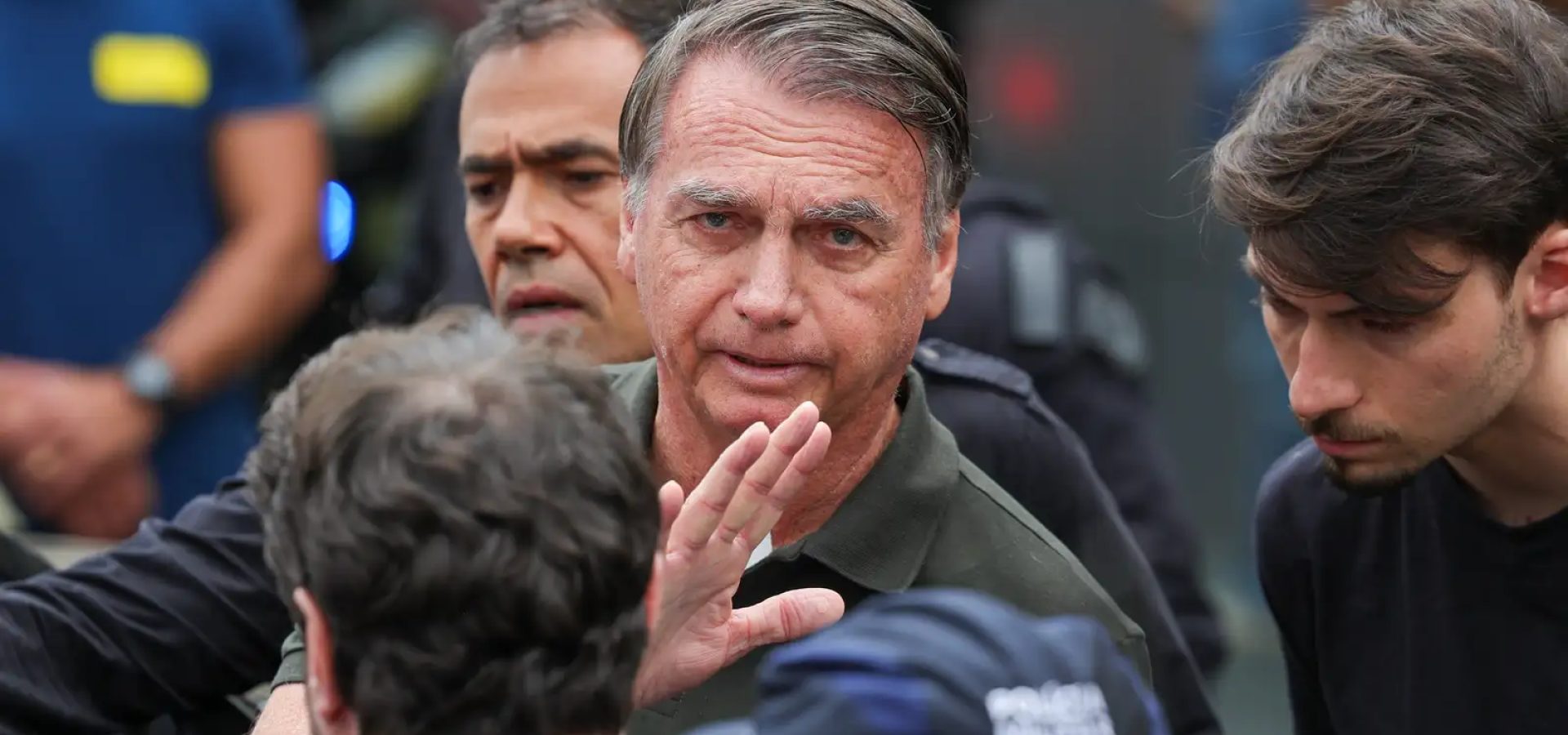 Trama golpista: defesa de Bolsonaro desiste de suspensão da pena