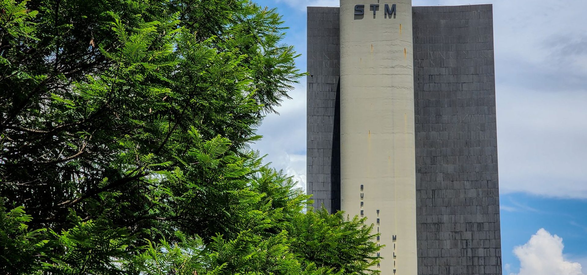 STM determina perda de patente de militar acusado de transmitir HIV