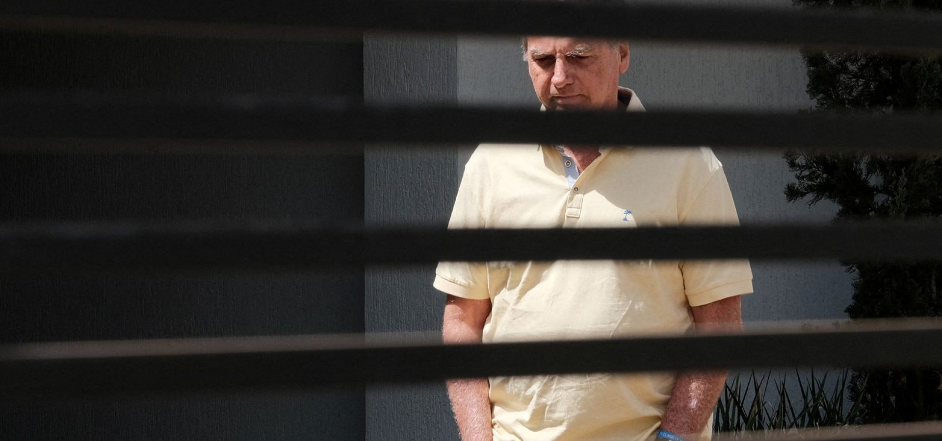 Bolsonaro entra com revisão criminal no STF para anular condenação
