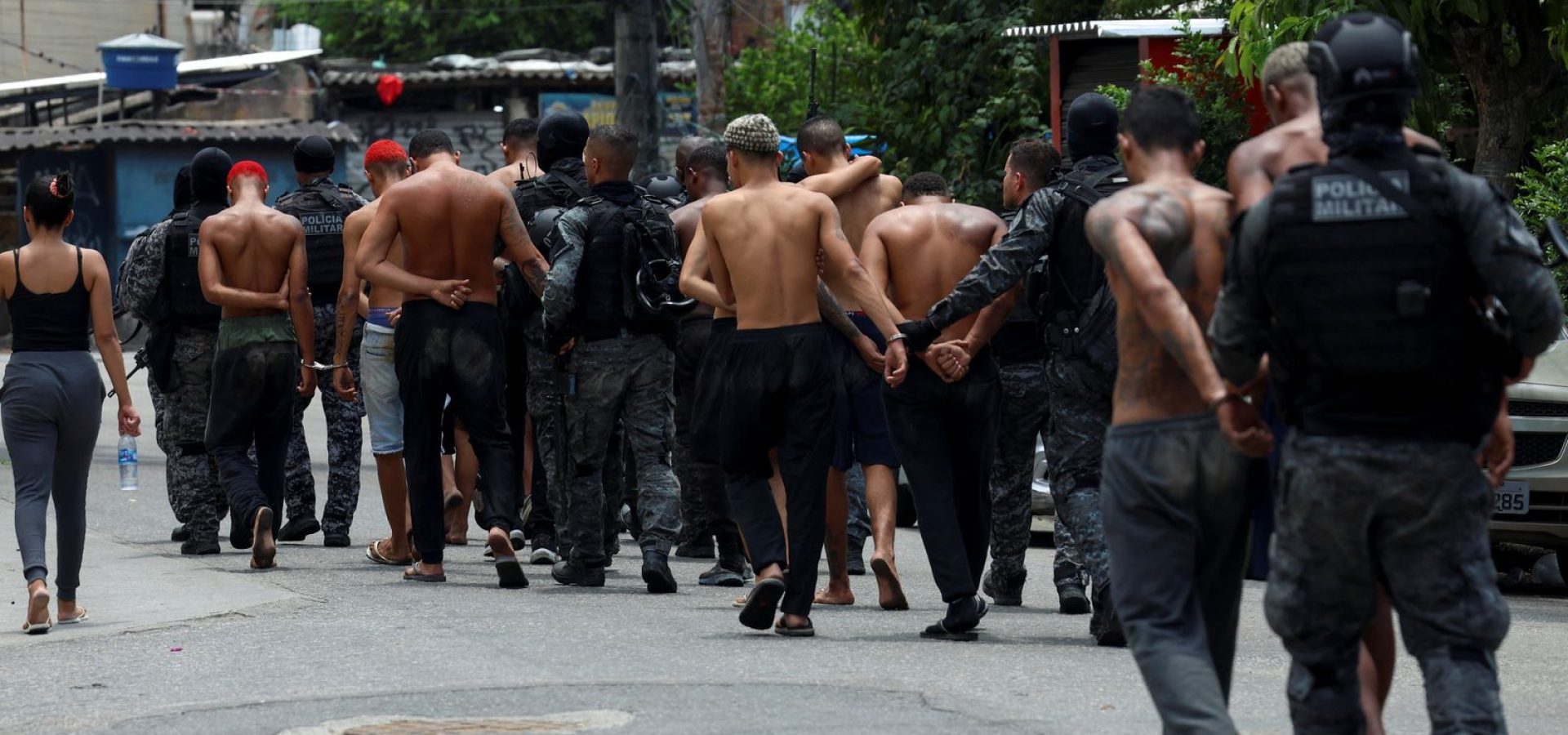 Operação Contenção: 17% dos policiais retiraram as câmeras corporais