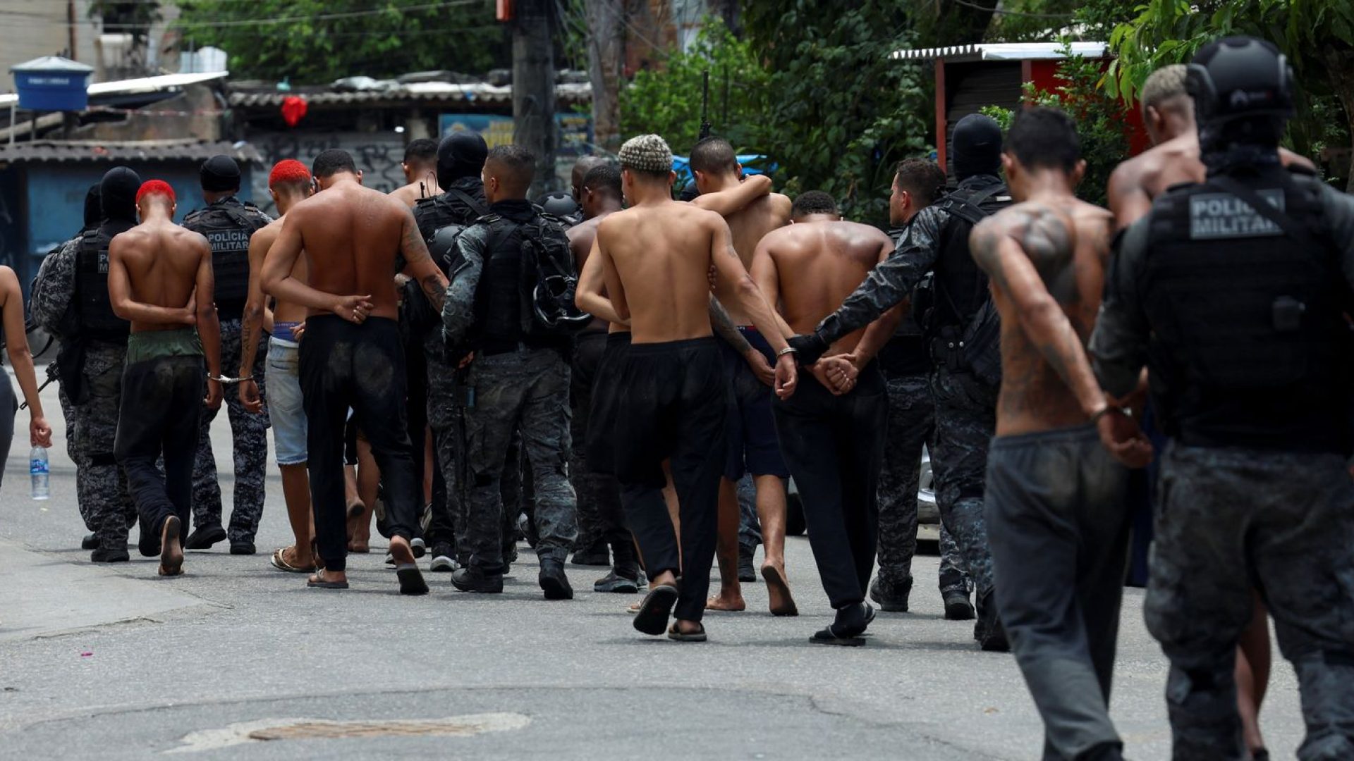 Operação Contenção: 17% dos policiais retiraram as câmeras corporais