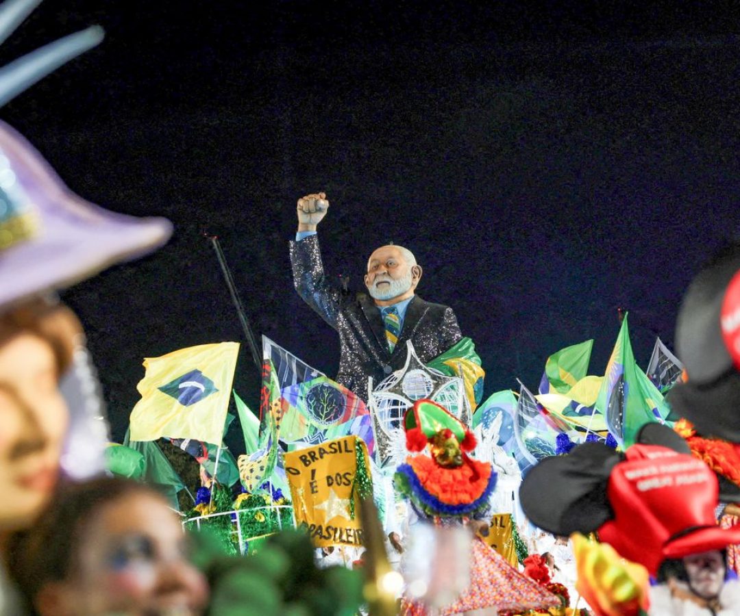 PGE: desfile de carnaval sobre Lula não foi propaganda antecipada