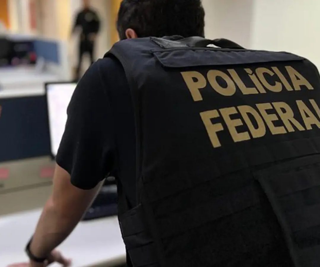 Operação Rastilho: PF cumpre mandados em investigação eleitoral no CE