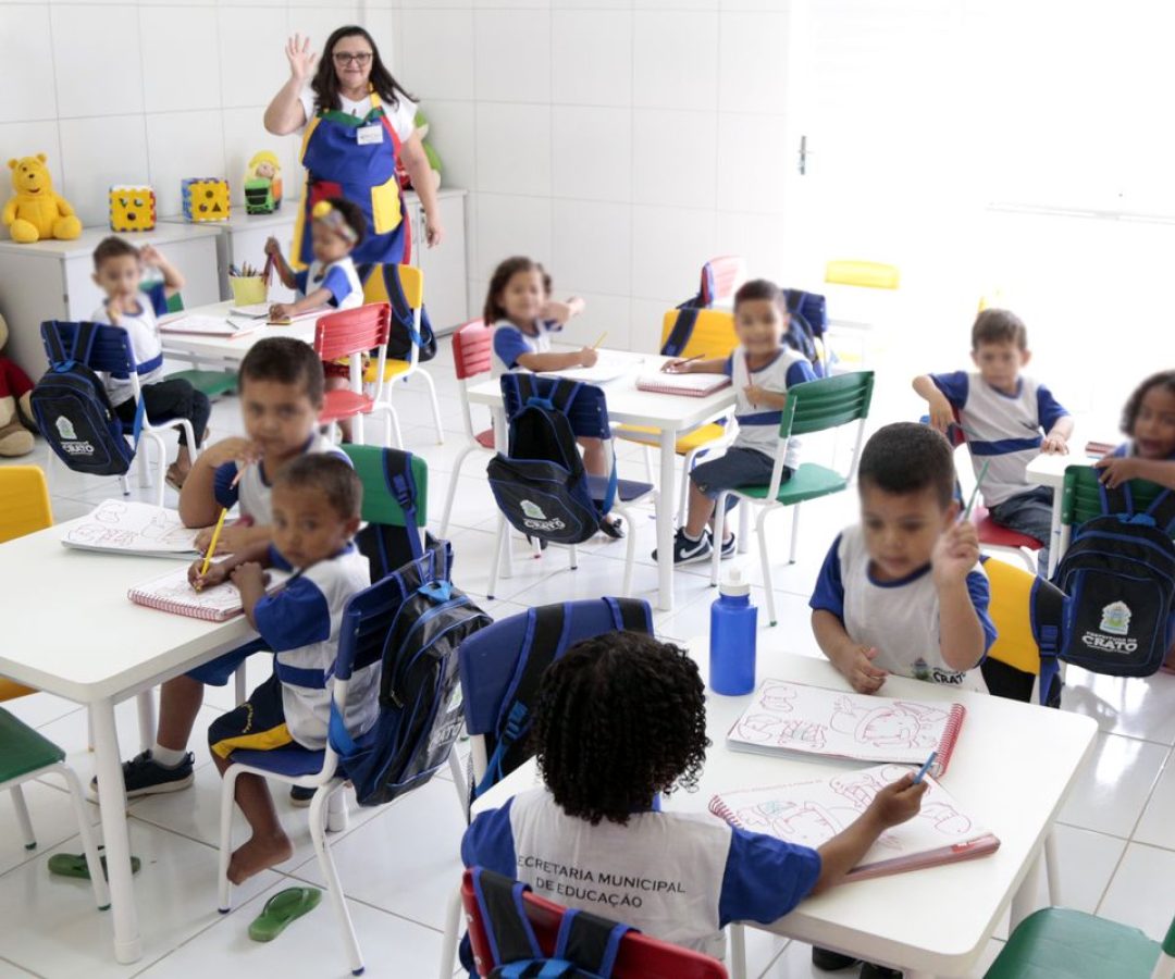 Uma em cada 10 crianças de 4 e 5 anos não vai à creche em 876 cidades