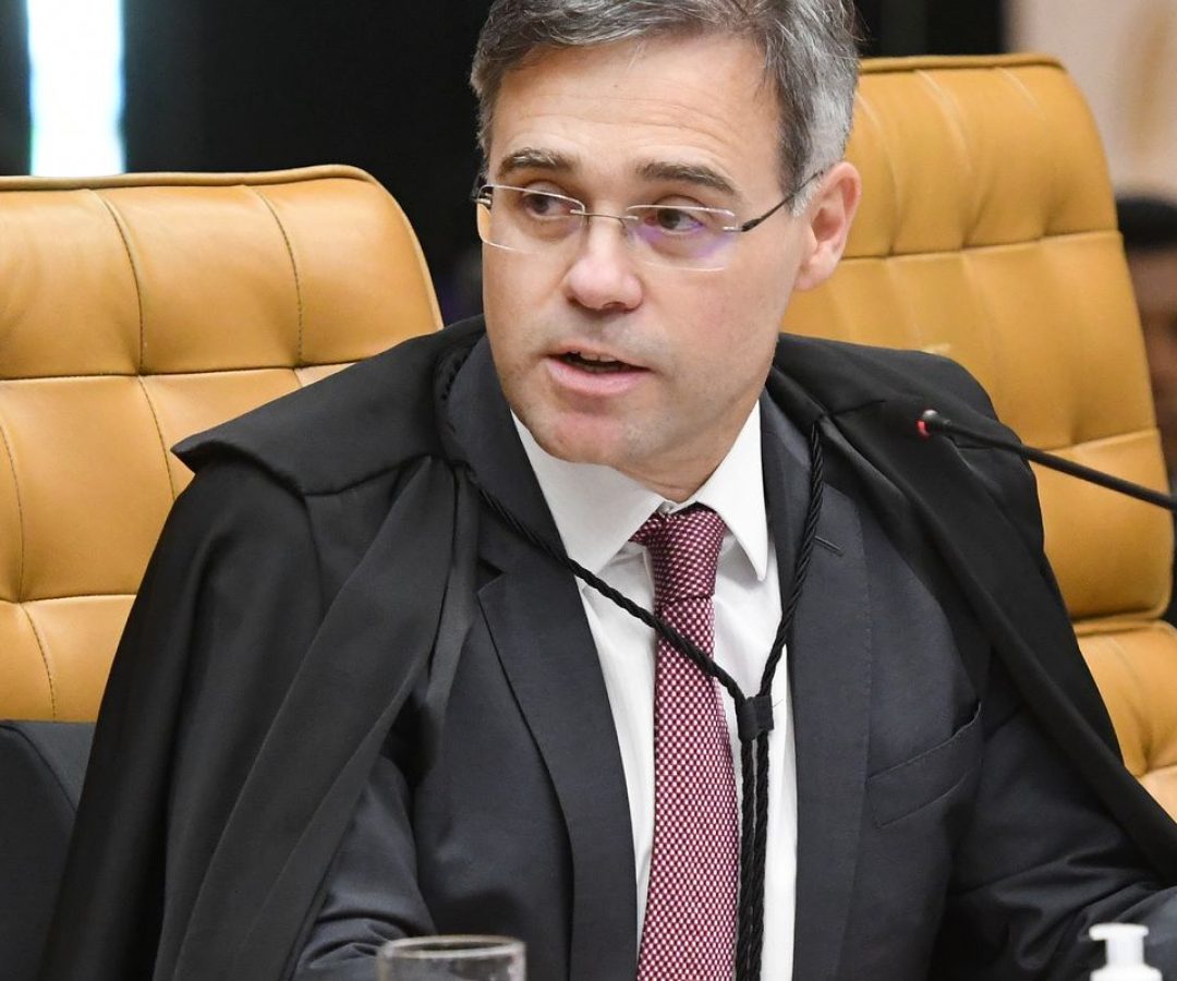 Mendonça devolve dados sigilosos de Vorcaro à CPMI do INSS