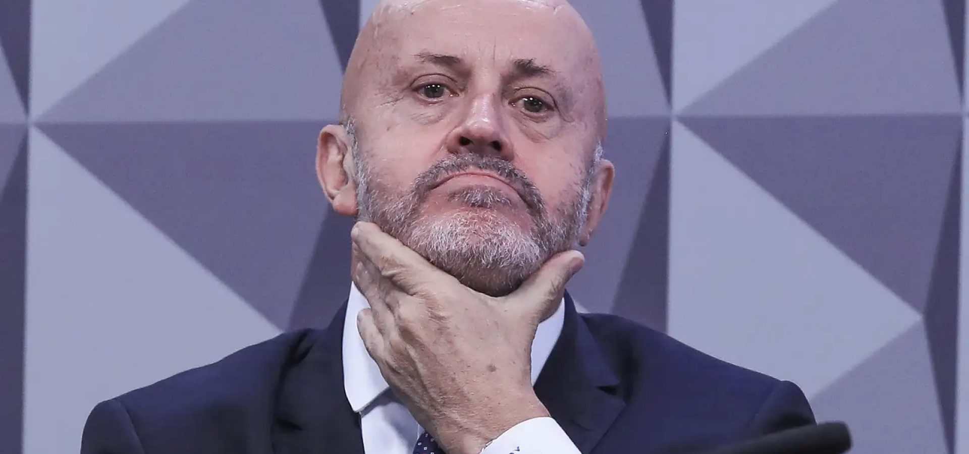 André Mendonça manda soltar filho do "Careca do INSS"
