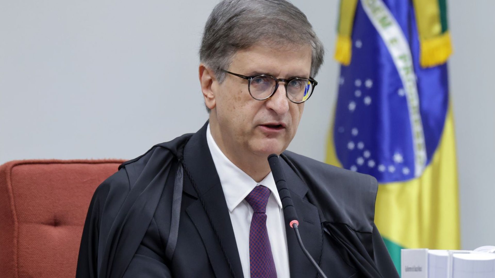 PGR envia ao Supremo parecer favorável à pejotização do trabalho