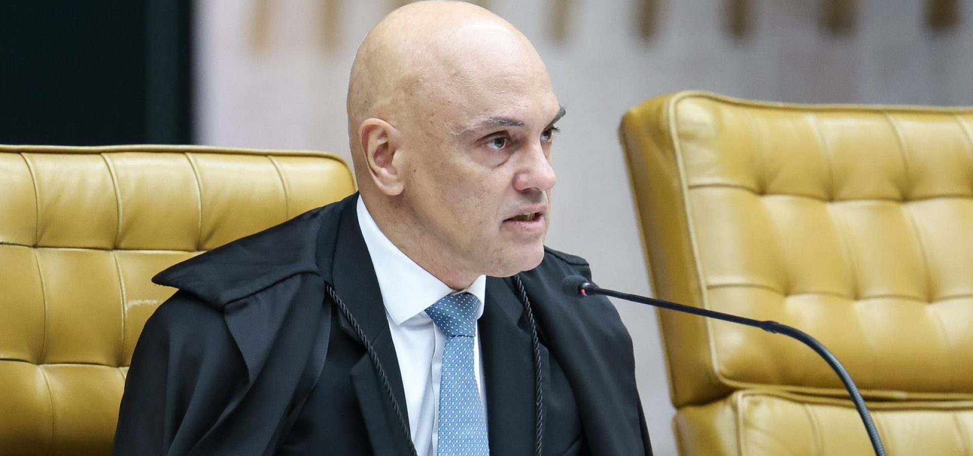Moraes dá 10 dias para PF ouvir Flávio em caso de calúnia contra Lula 