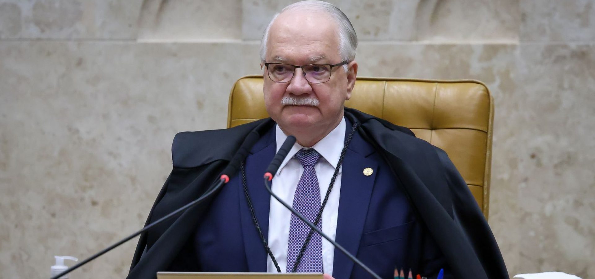 Fachin suspende decisões de Mendonça e Dino sobre diretor da PF