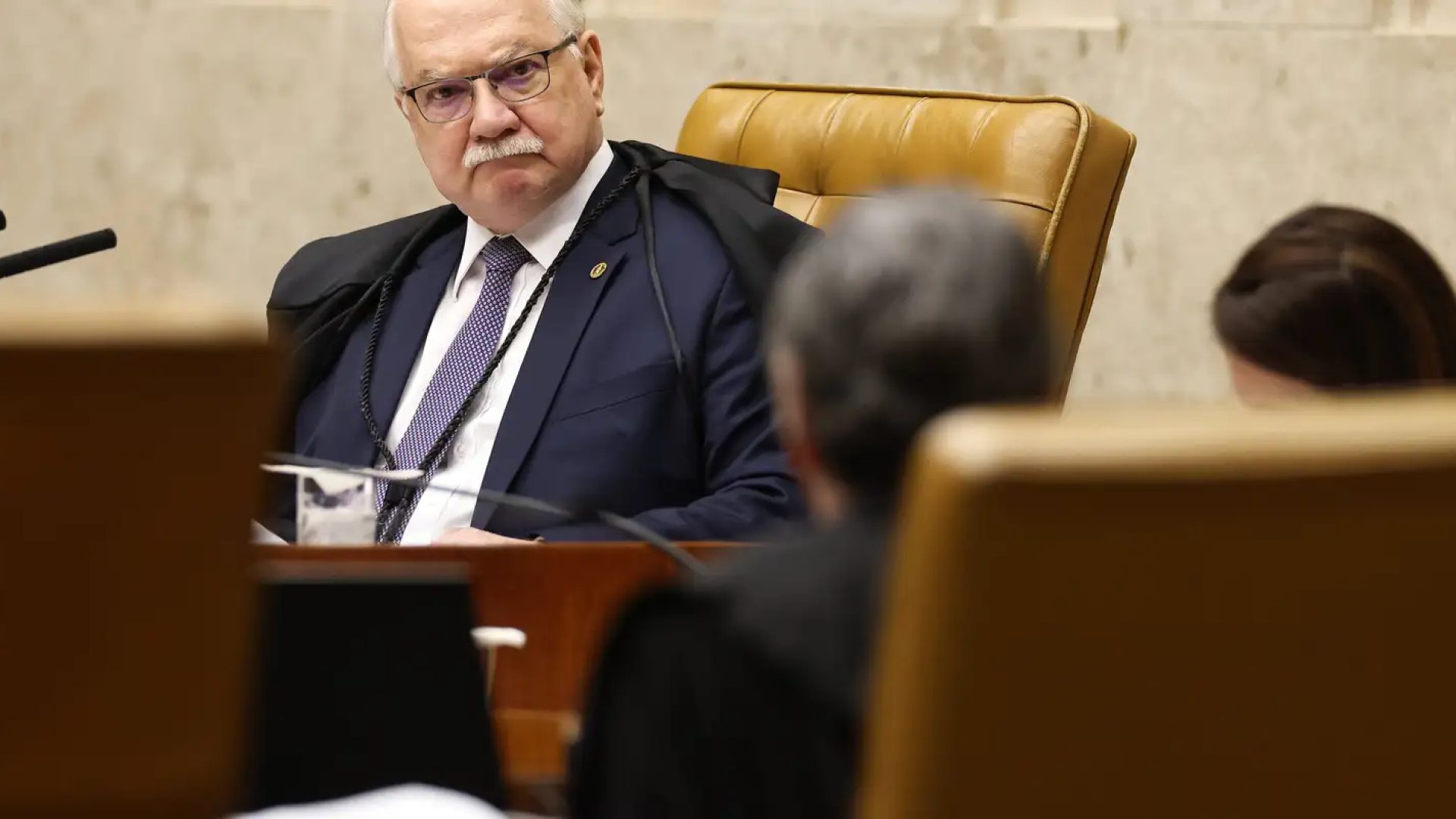 Em meio a crise, Fachin cancela sessão plenária desta quarta-feira