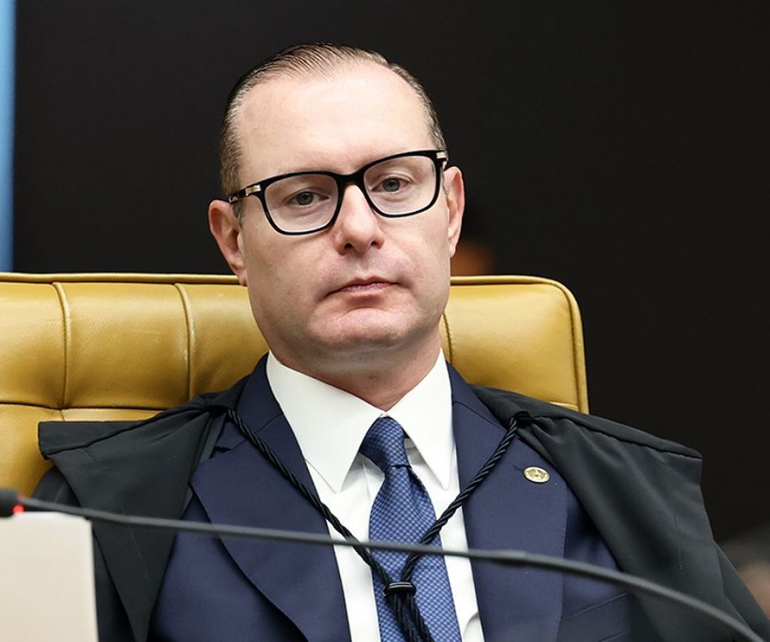 Zanin pede manifestação da Anatel sobre acesso à internet nas eleições