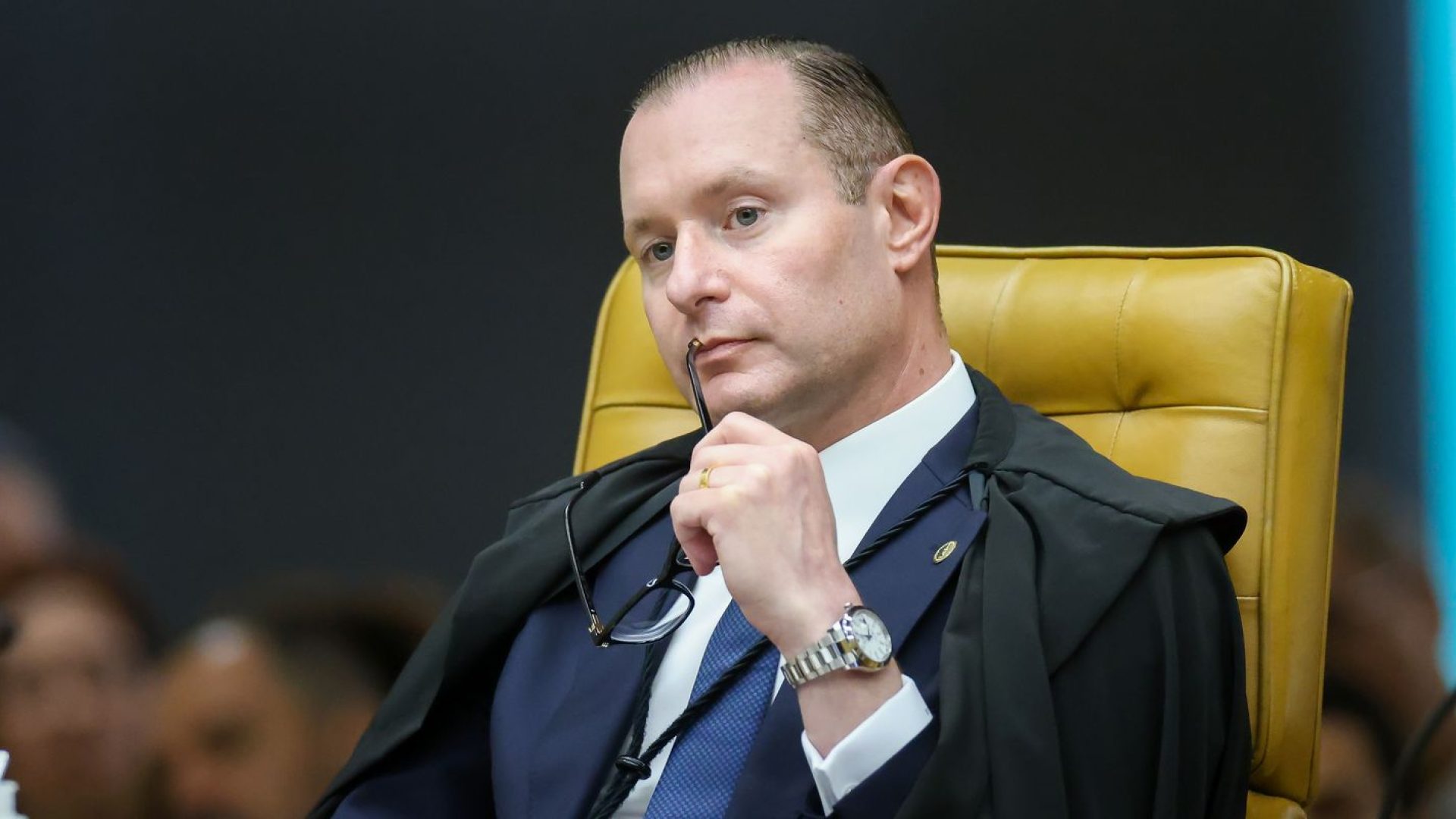 Zanin: não dá para investigar Moraes sem julgar atos de Mendonça