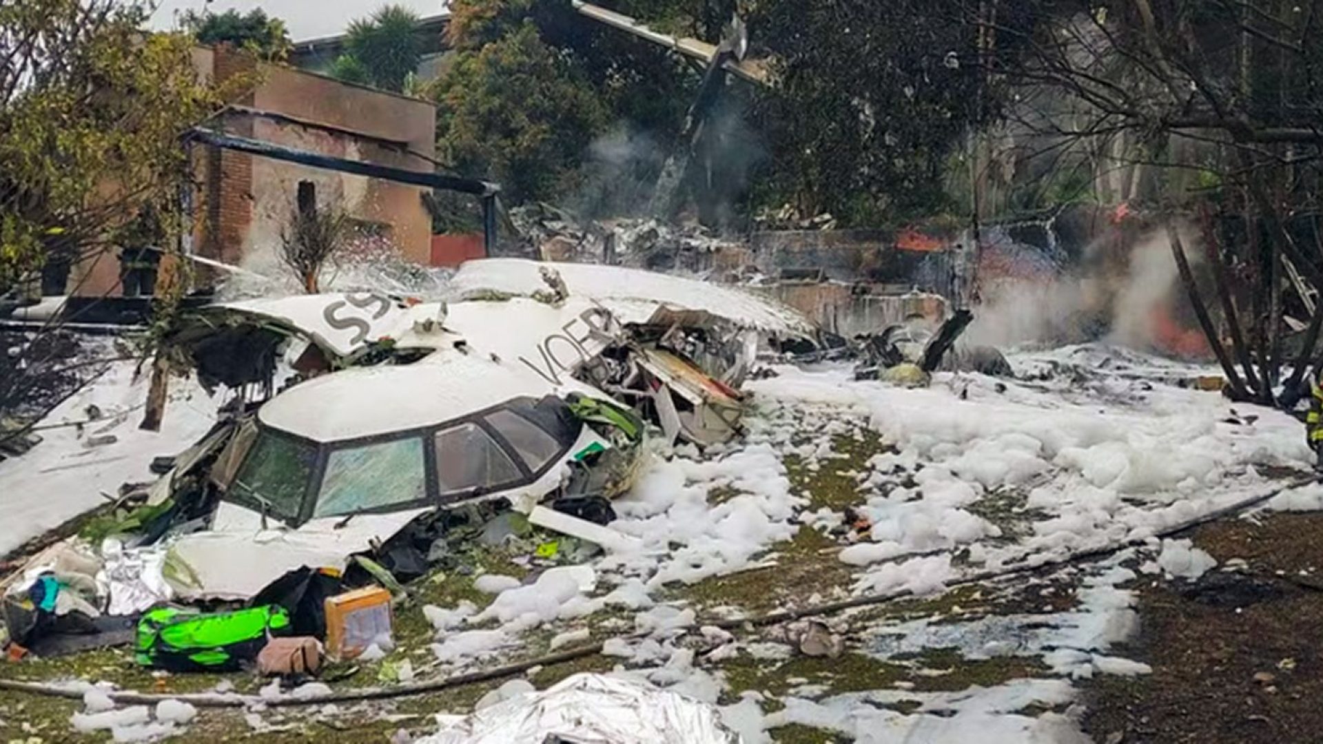 Justiça torna réus 12 denunciados por queda de avião da Voepass