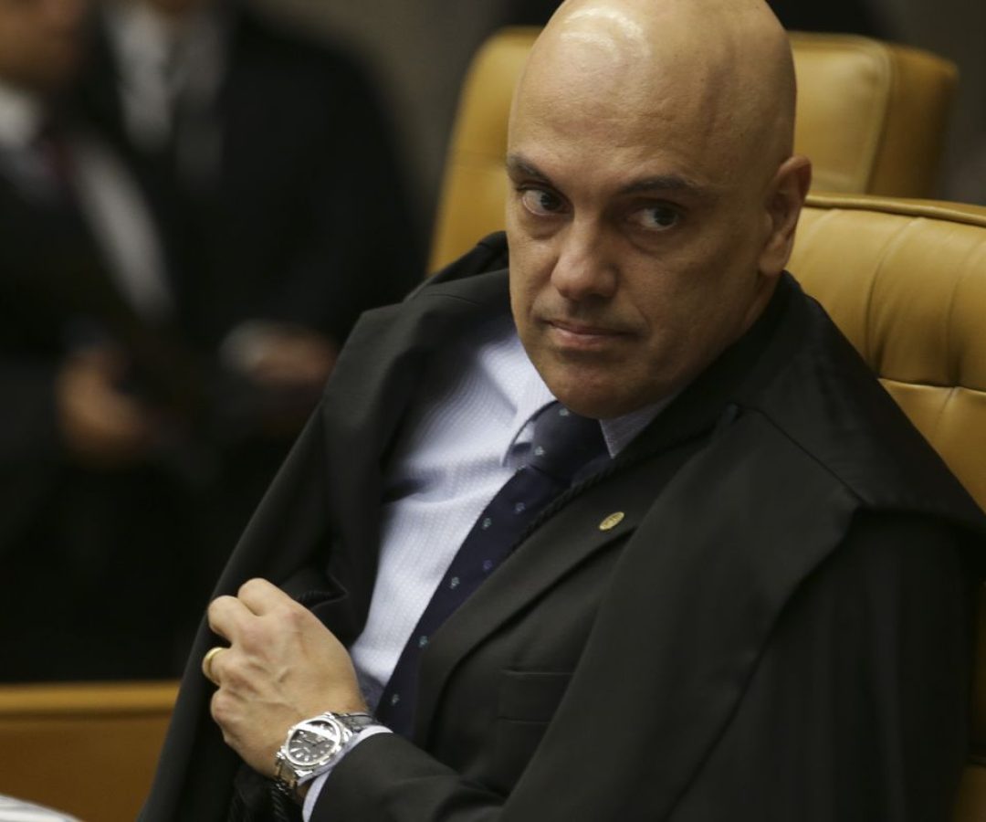 STF dá 48h para tribunais explicarem pagamentos acima do limite a juiz