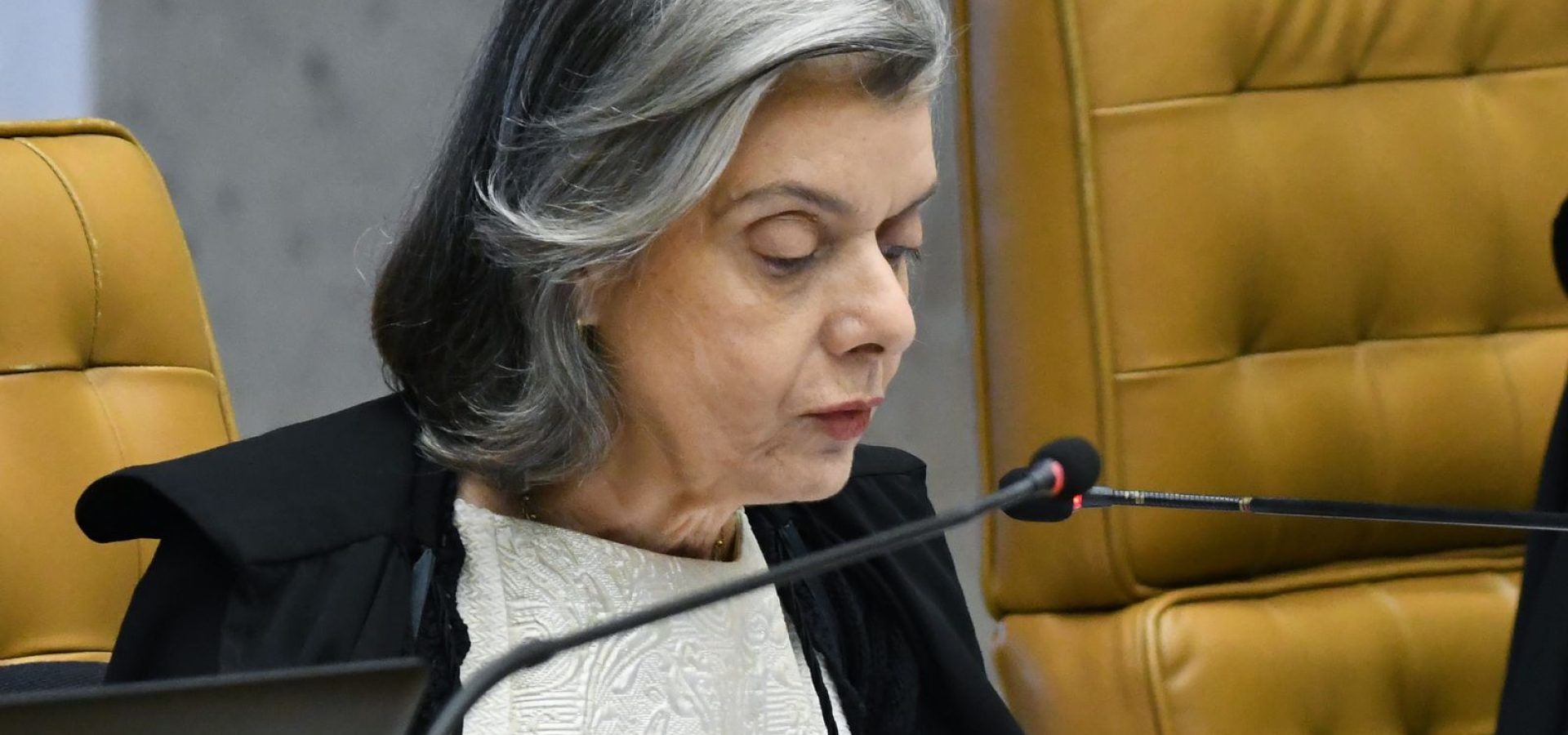 STF provocou mal-estar cívico na população, diz Cármen Lúcia