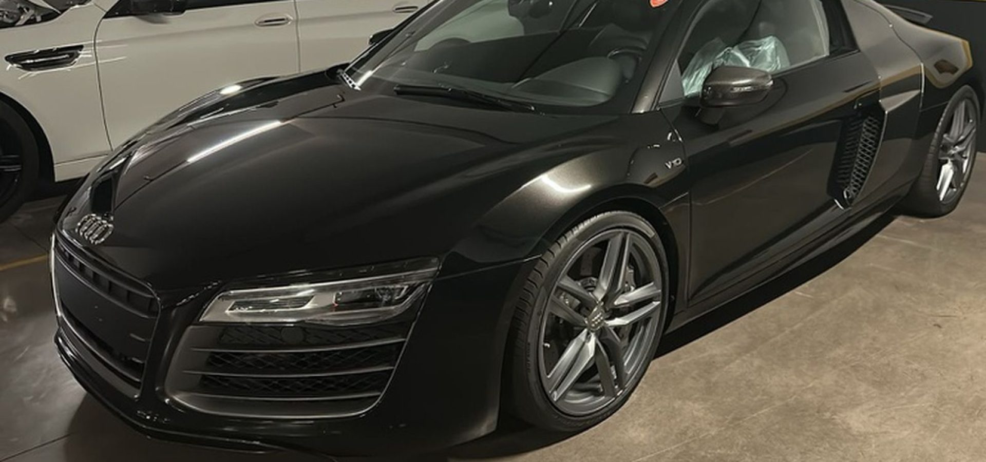 PF apreende carros de luxo em operação contra Careca do INSS