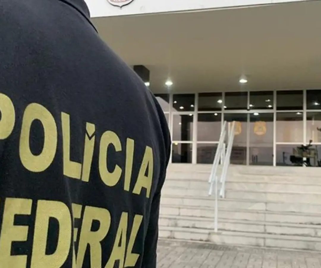 PF faz operação contra desvios na Universidade Federal Fluminense