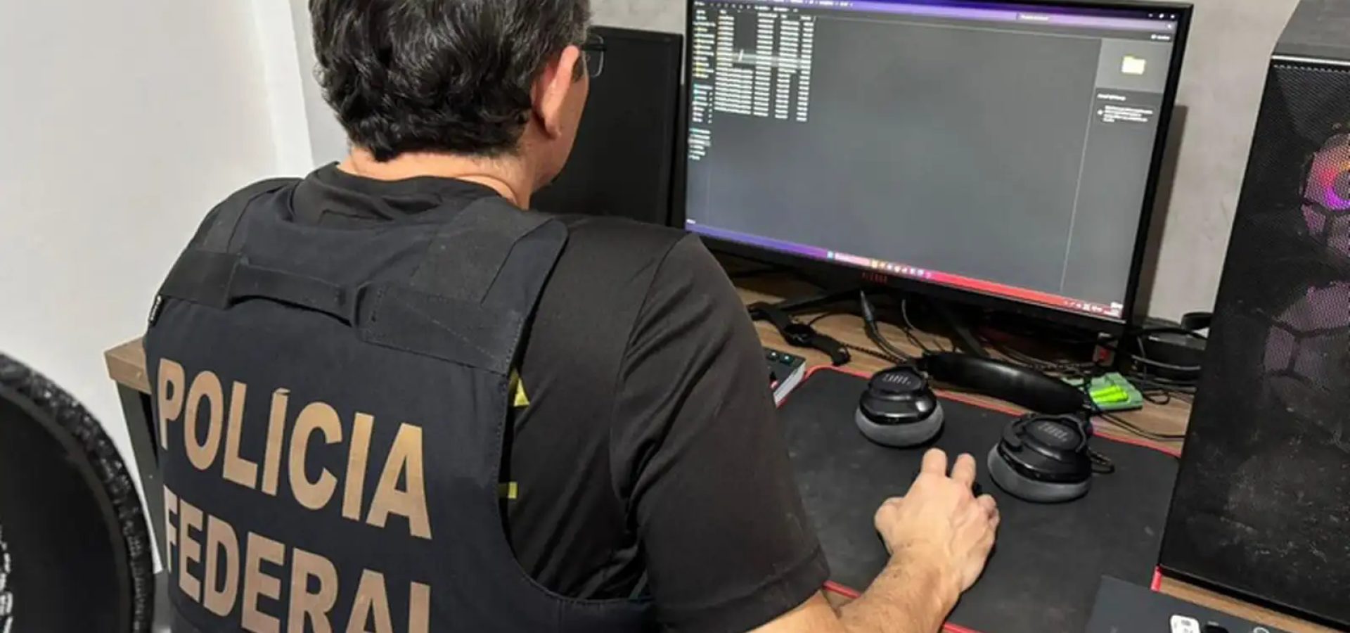 PF faz ação para prender 23 envolvidos com facção criminosa no Rio