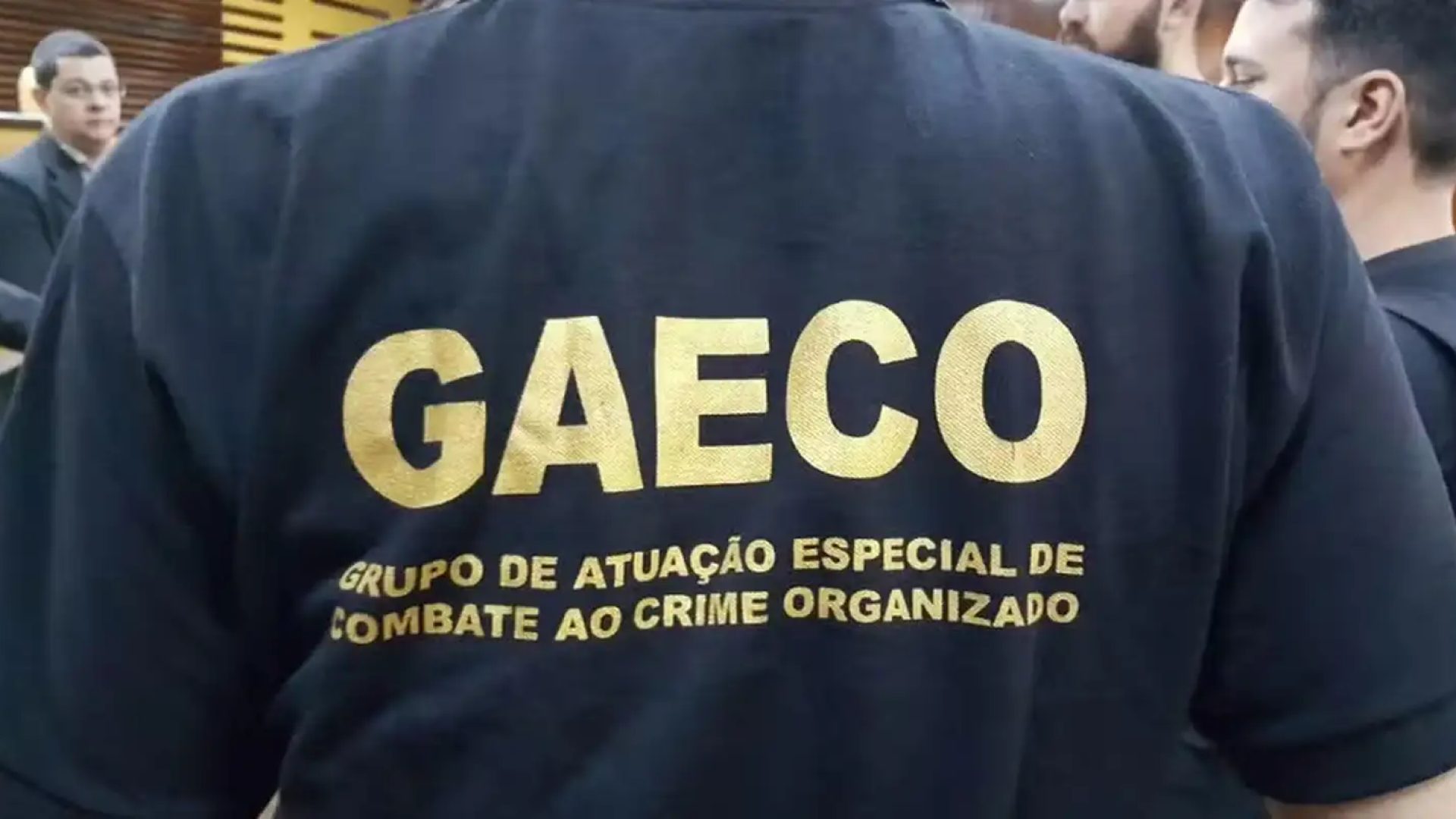 MP do Rio denuncia 20 pessoas por envolvimento com milícia e facção