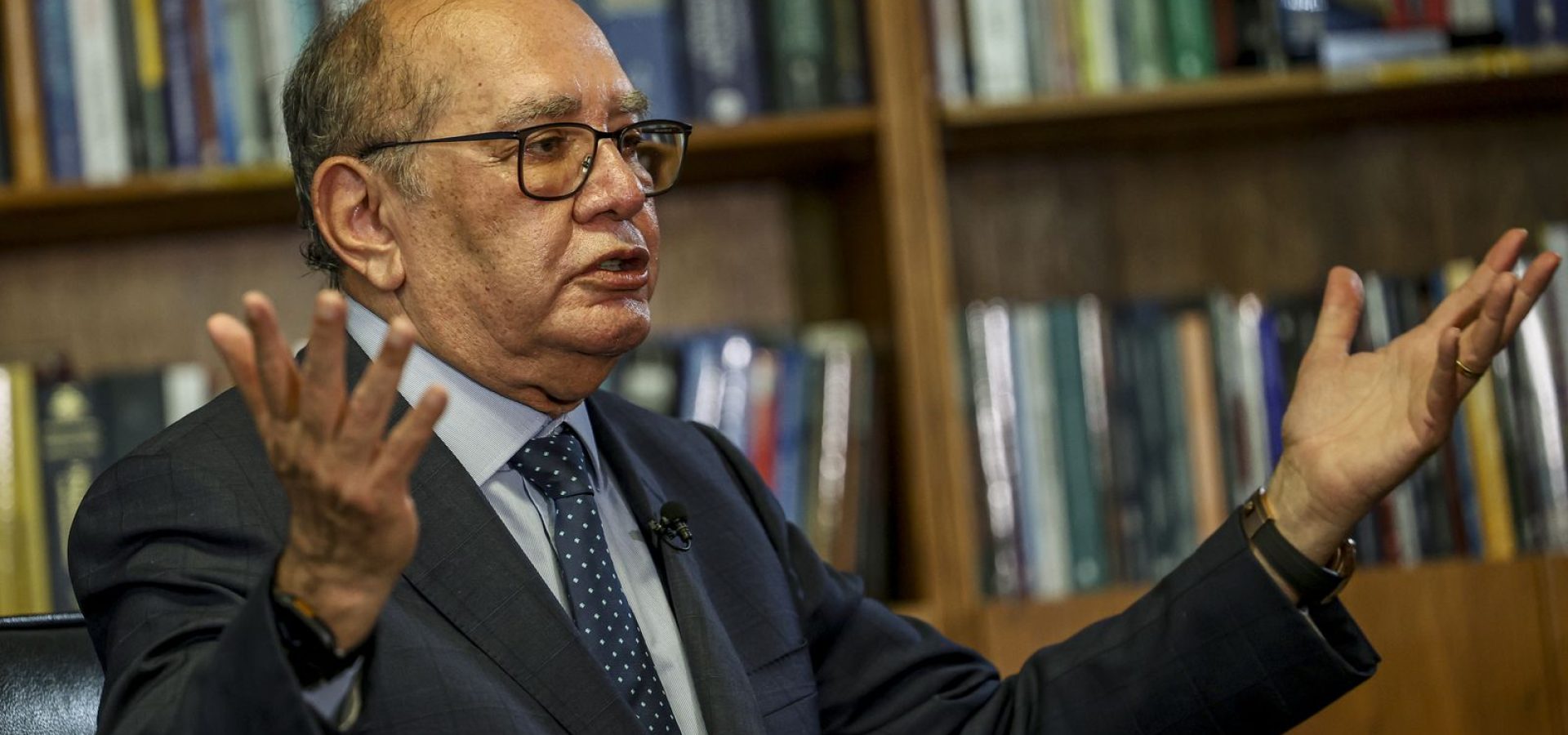 Mendes cita desequilíbrio eleitoral em afastamento de diretores da PF