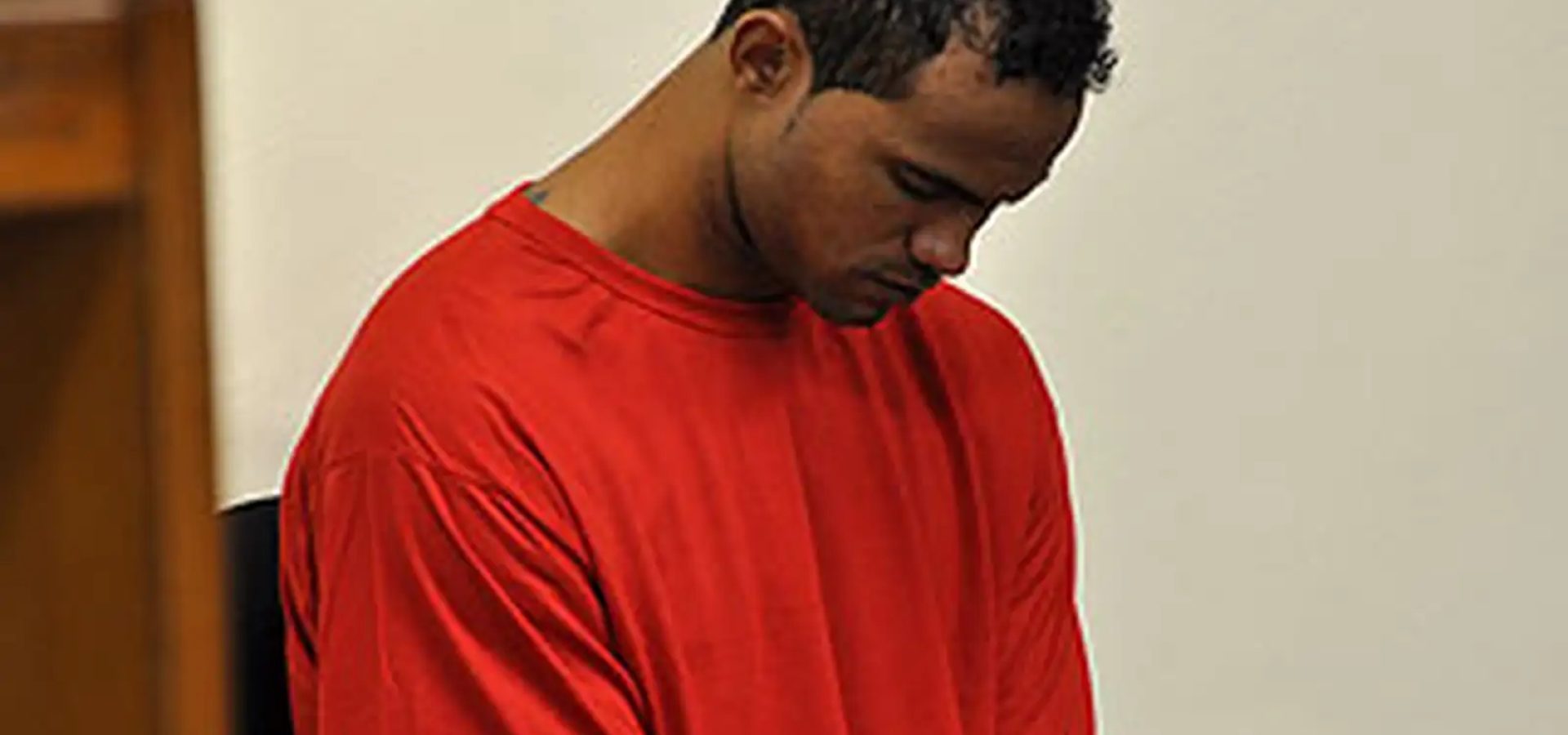 Justiça manda prender goleiro Bruno após ele descumprir condicional