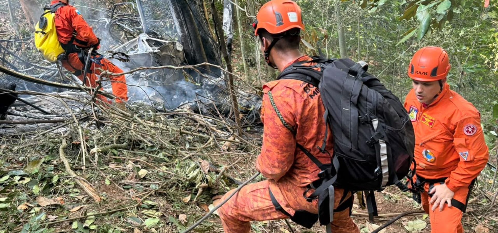 Justiça autoriza cremação de vítimas de queda de helicóptero no Rio