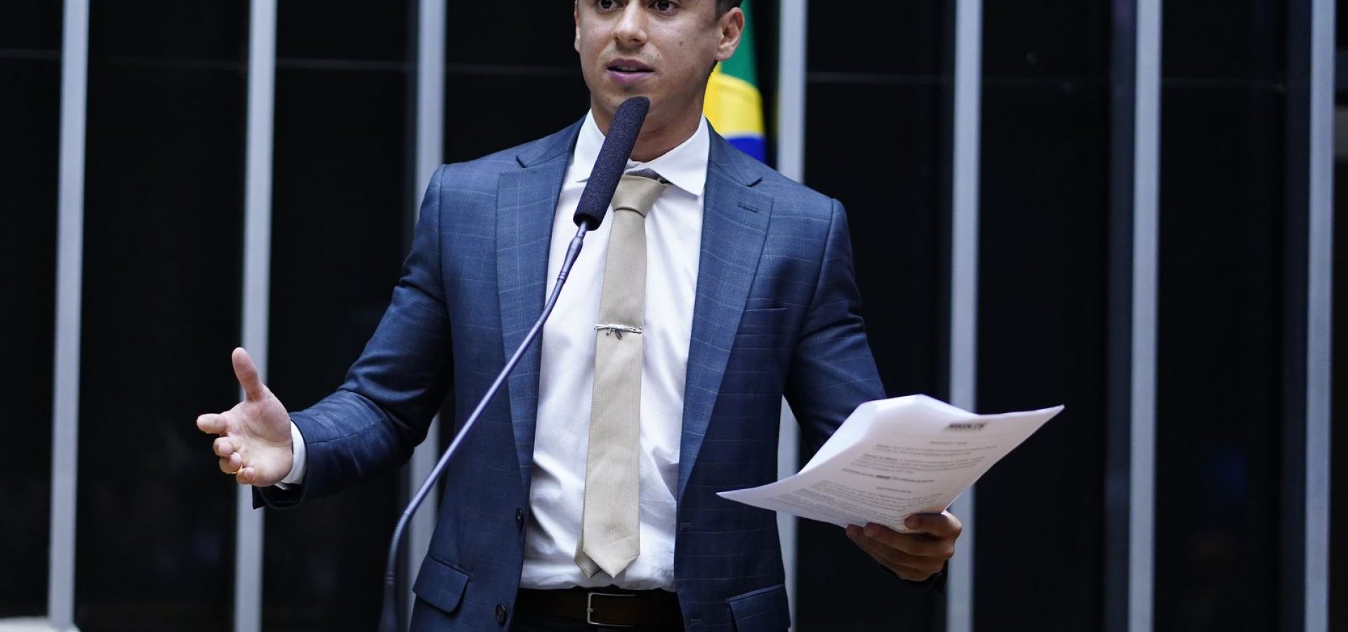 TSE manda Nikolas retirar postagem com desinformação sobre Lula