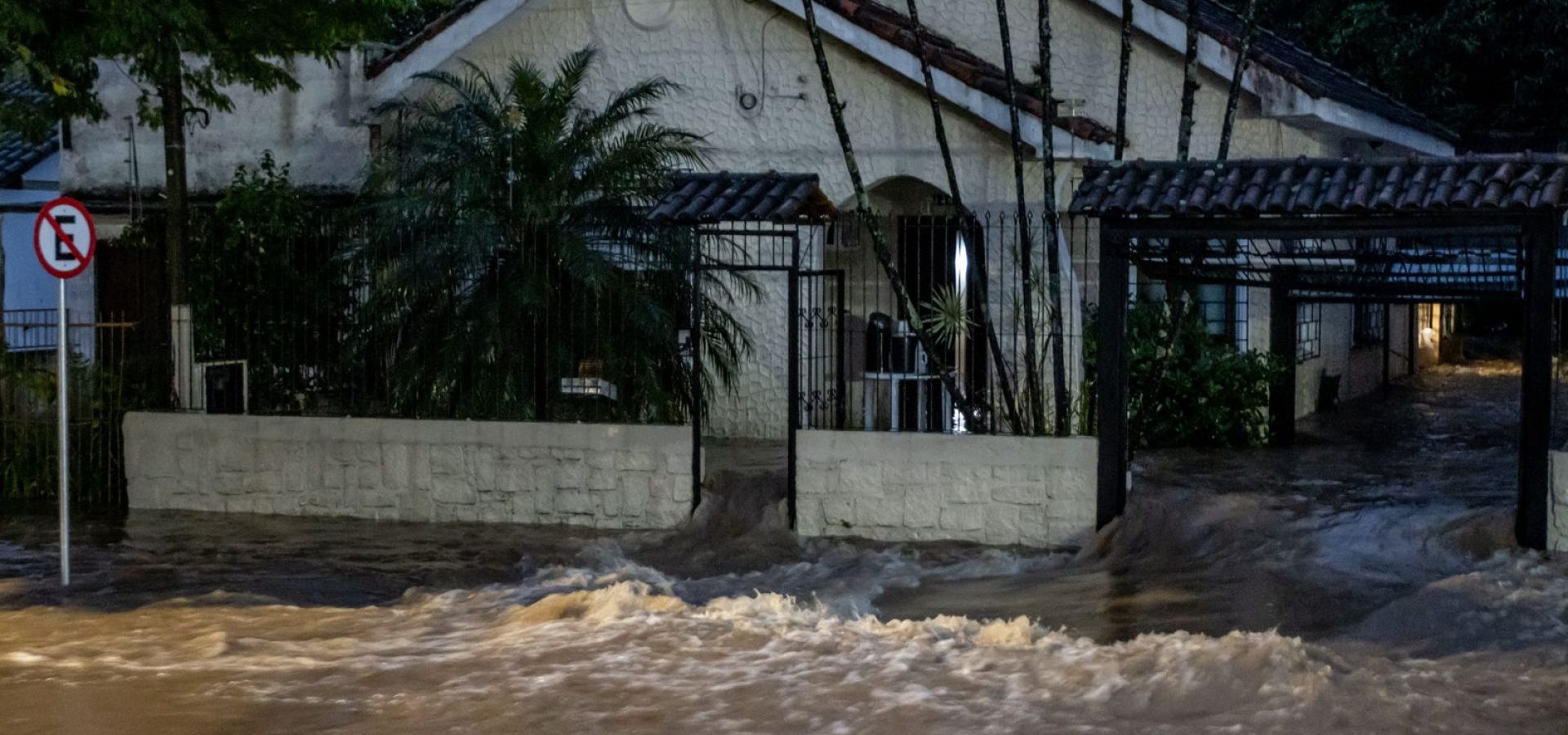 Campanha em escolas do DF alerta para prevenção de desastre climático