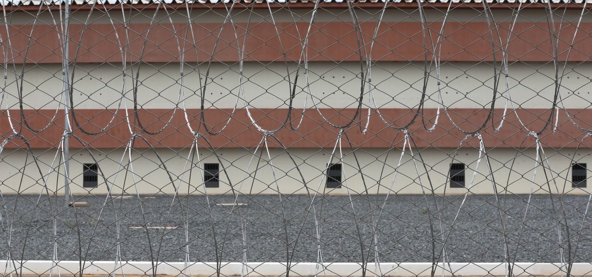 Vorcaro chega a Brasília em voo da PF e vai para presídio federal