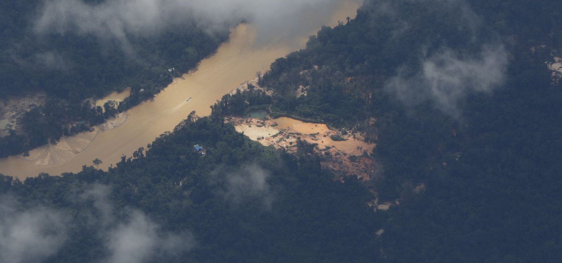 STF dá 2 anos para Congresso regulamentar mineração em terra indígena