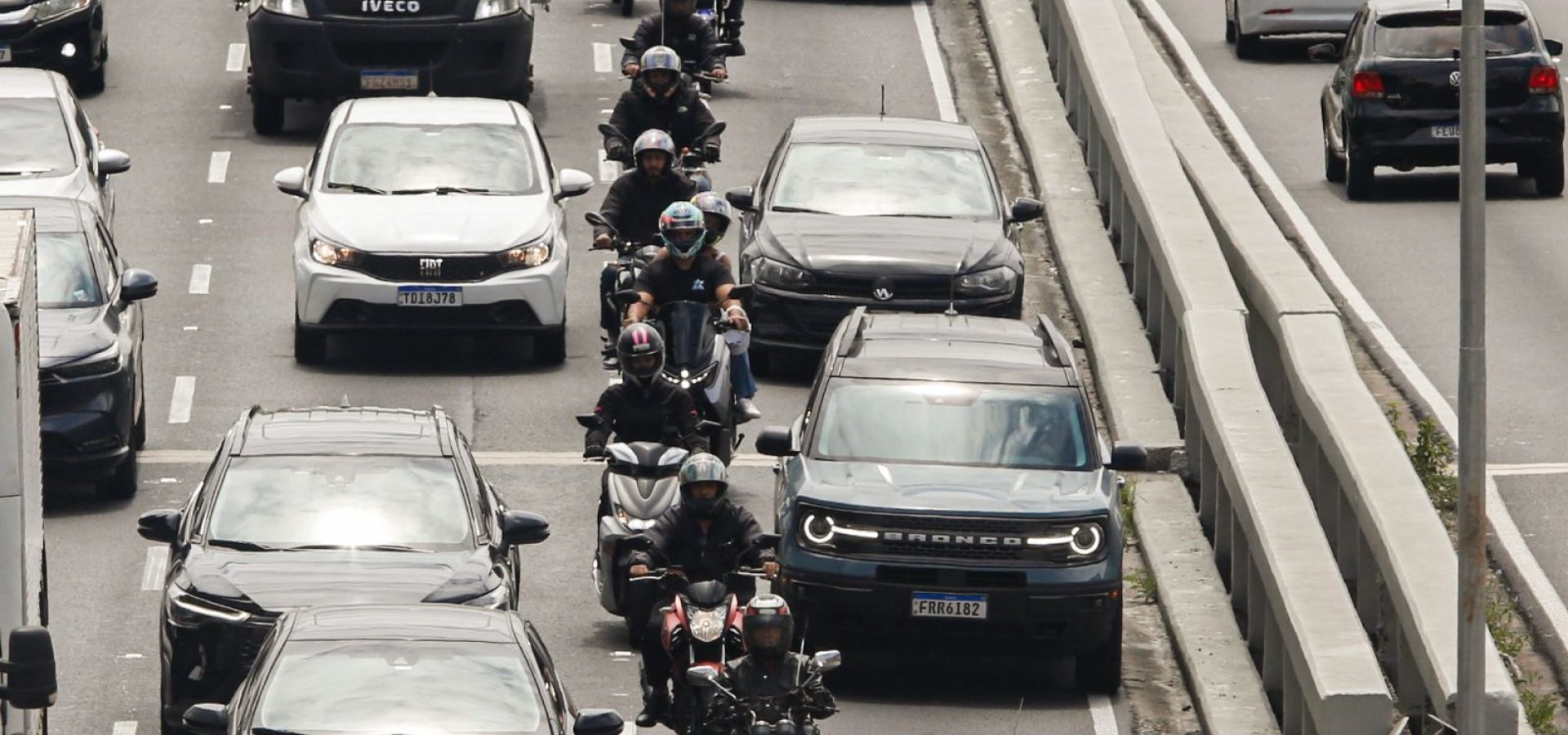 Justiça manda prefeitura de São Paulo liberar Uber Moto