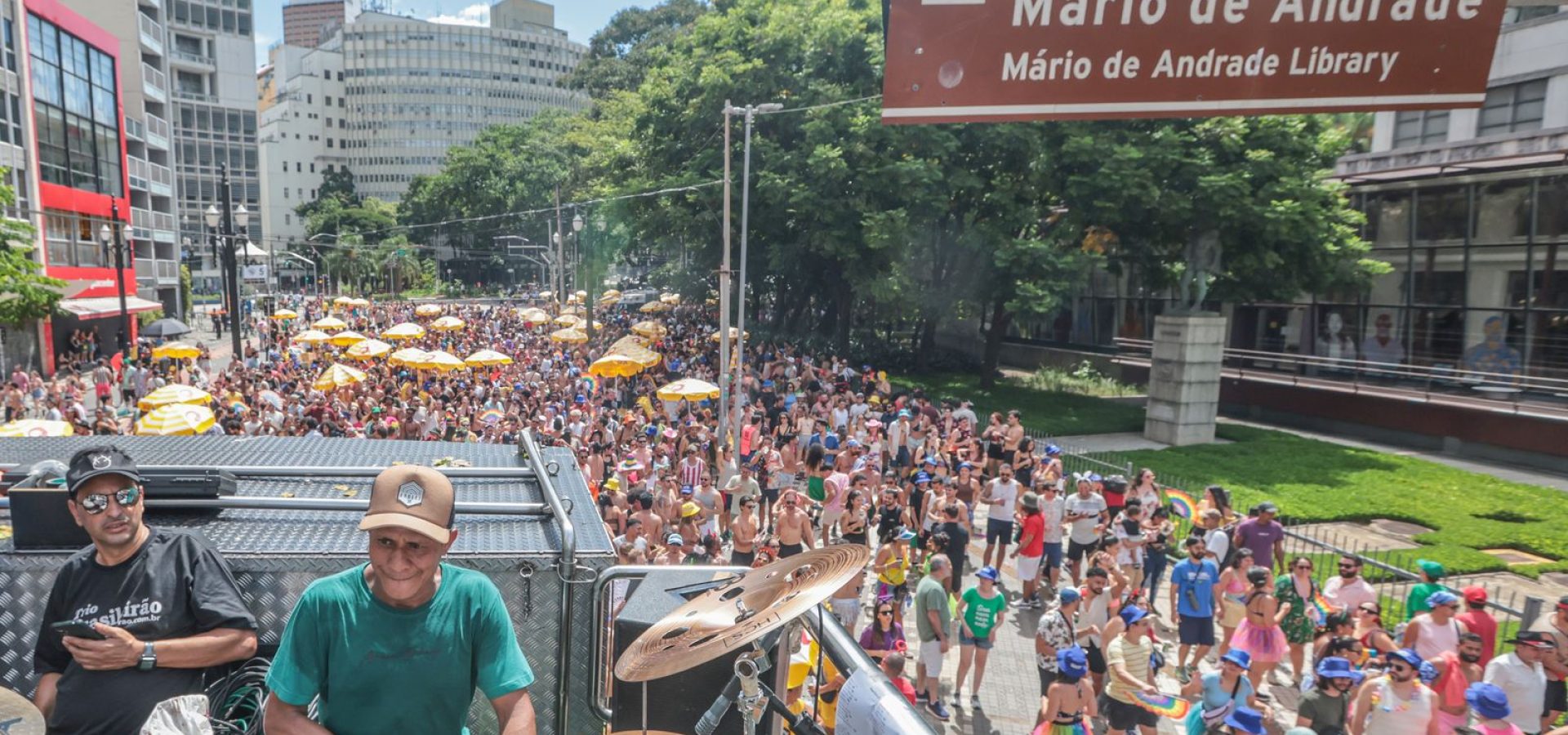 Centro de São Paulo tem axé e outras surpresas no domingo de carnaval