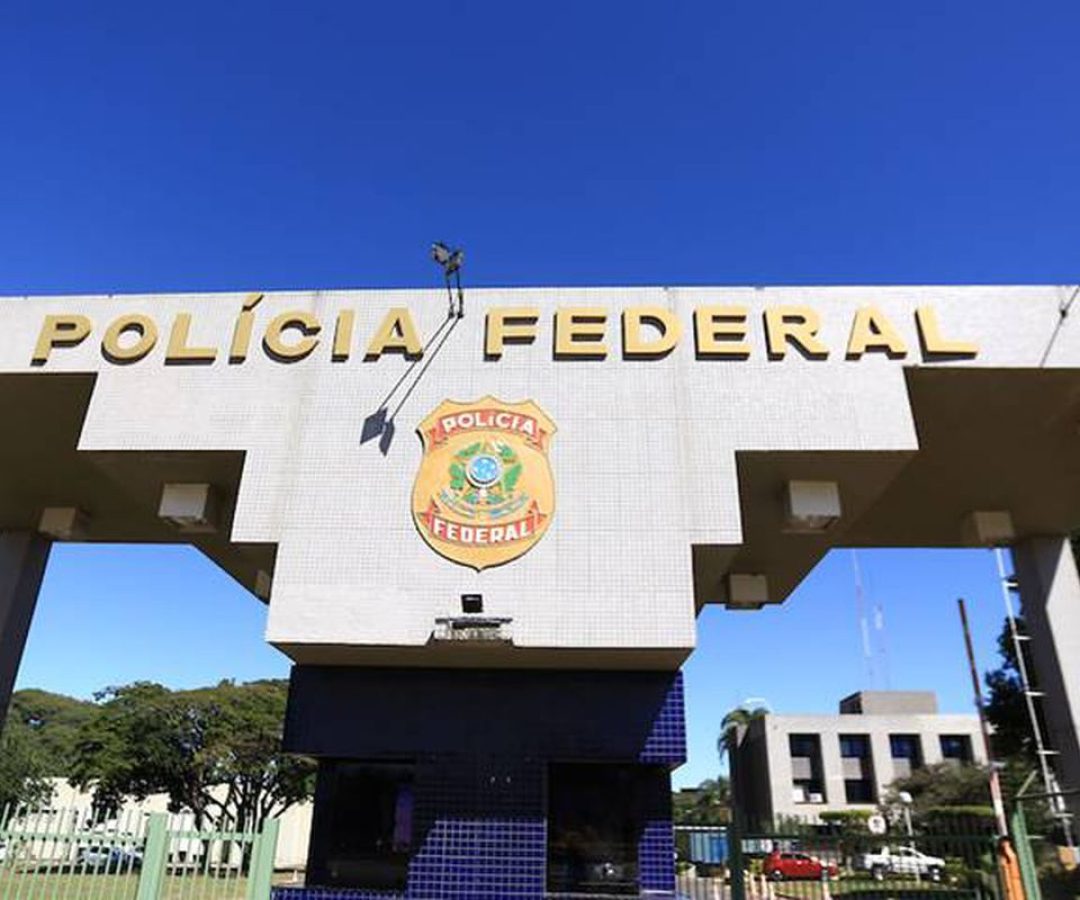 PF consulta Moraes sobre encomendas enviadas a Bolsonaro