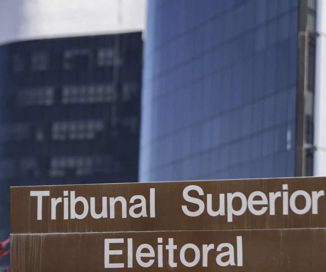 TSE julga hoje processo que pede cassação do governador do Rio