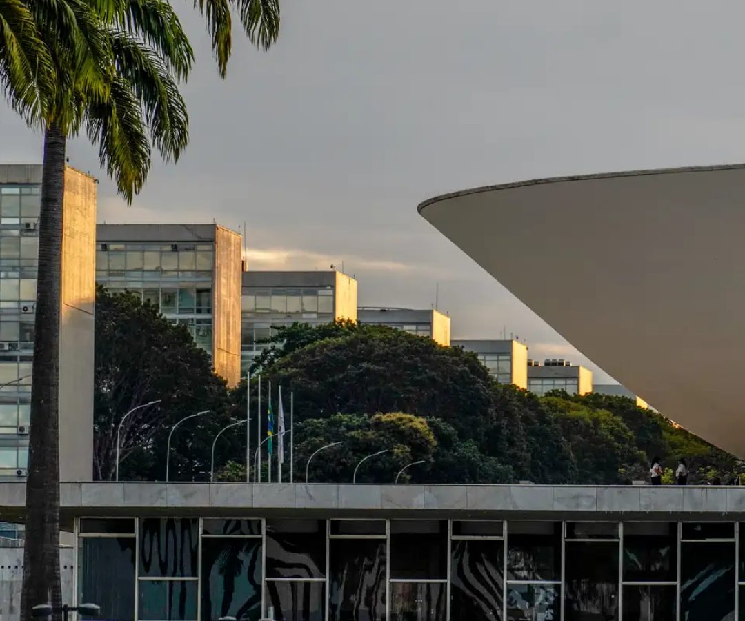 Dino propõe ampliar responsabilização de parlamentares por emendas