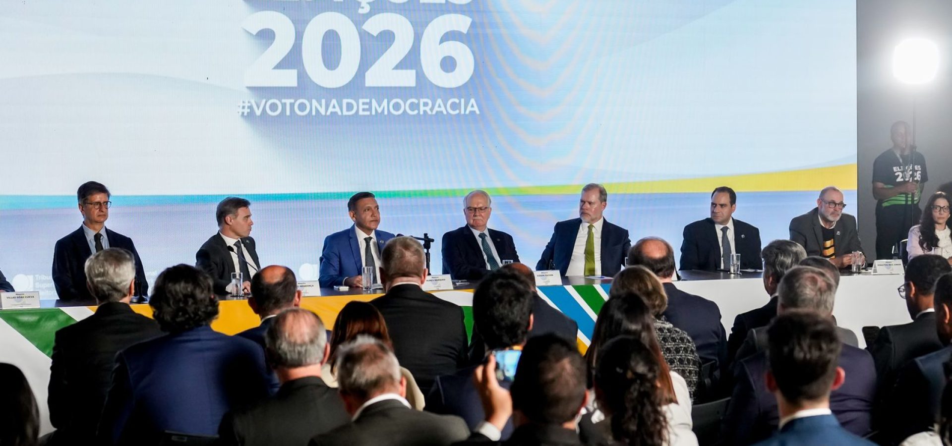 Congestionamento no sistema de dados gerou atraso na apuração, diz TSE
