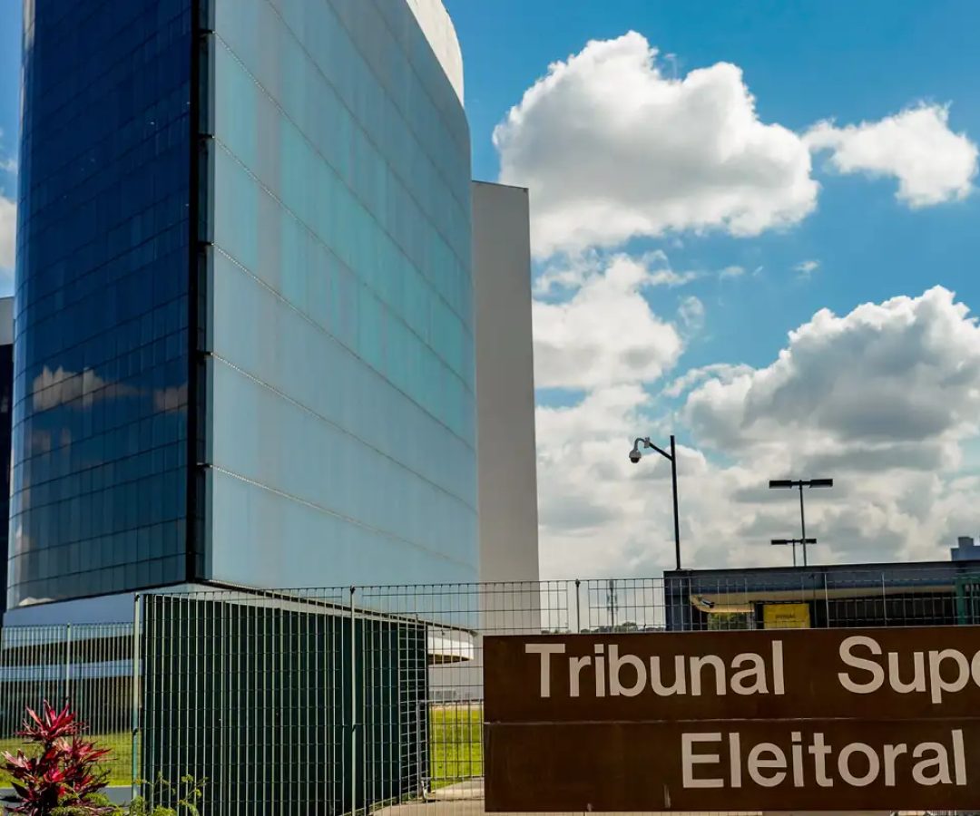 TSE se reúne nesta quinta em busca de consenso sobre IA nas eleições