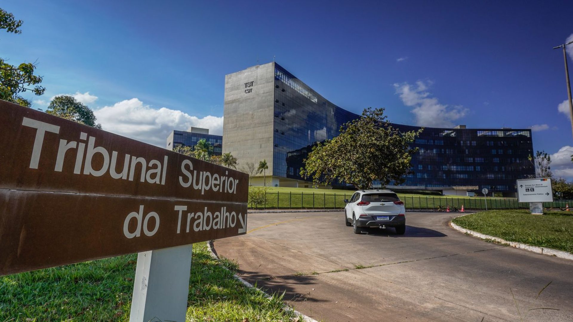 Justiça do Trabalho chama atenção para assédio eleitoral