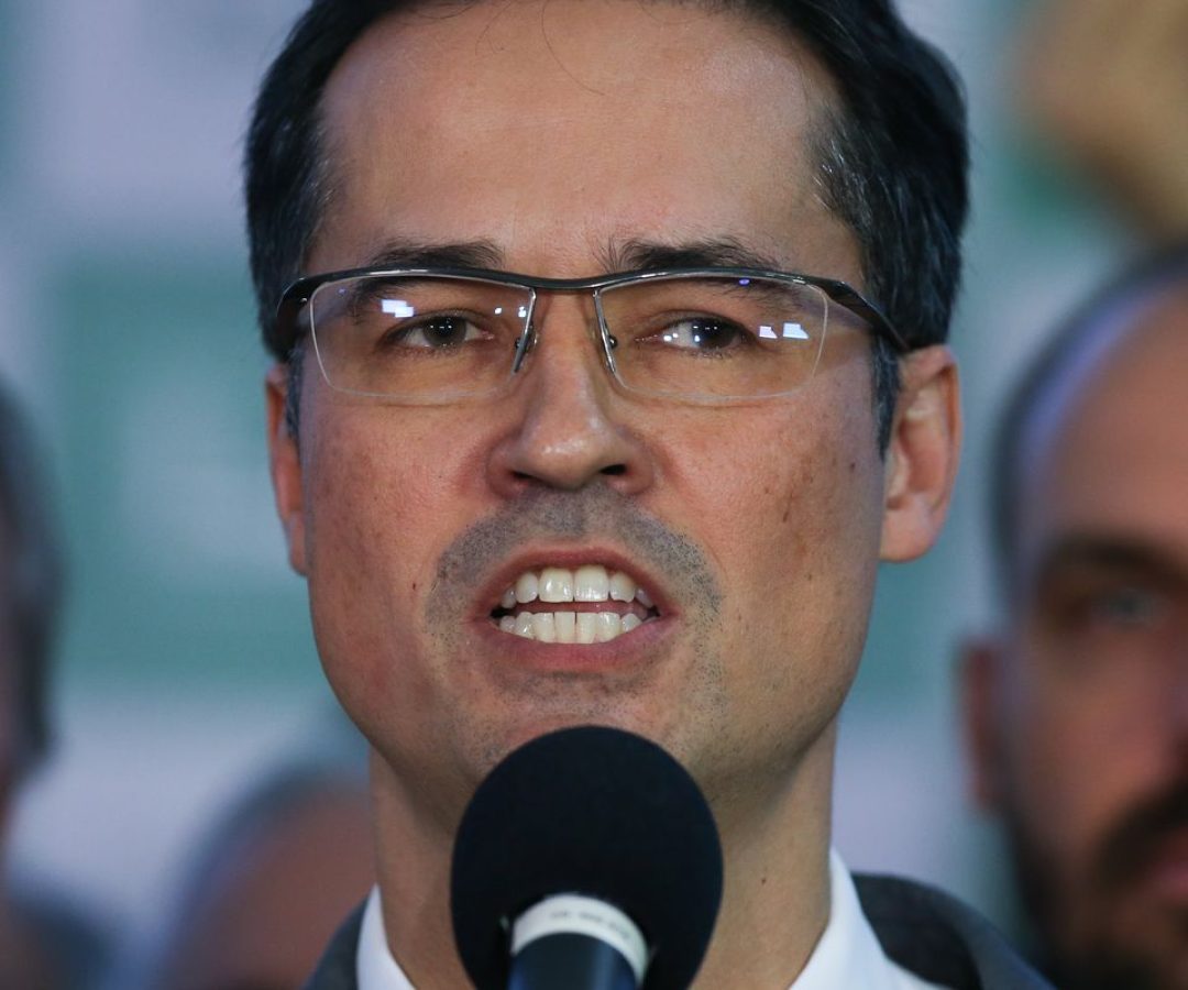Maioria do TSE mantém suspensão da campanha de Deltan ao Senado