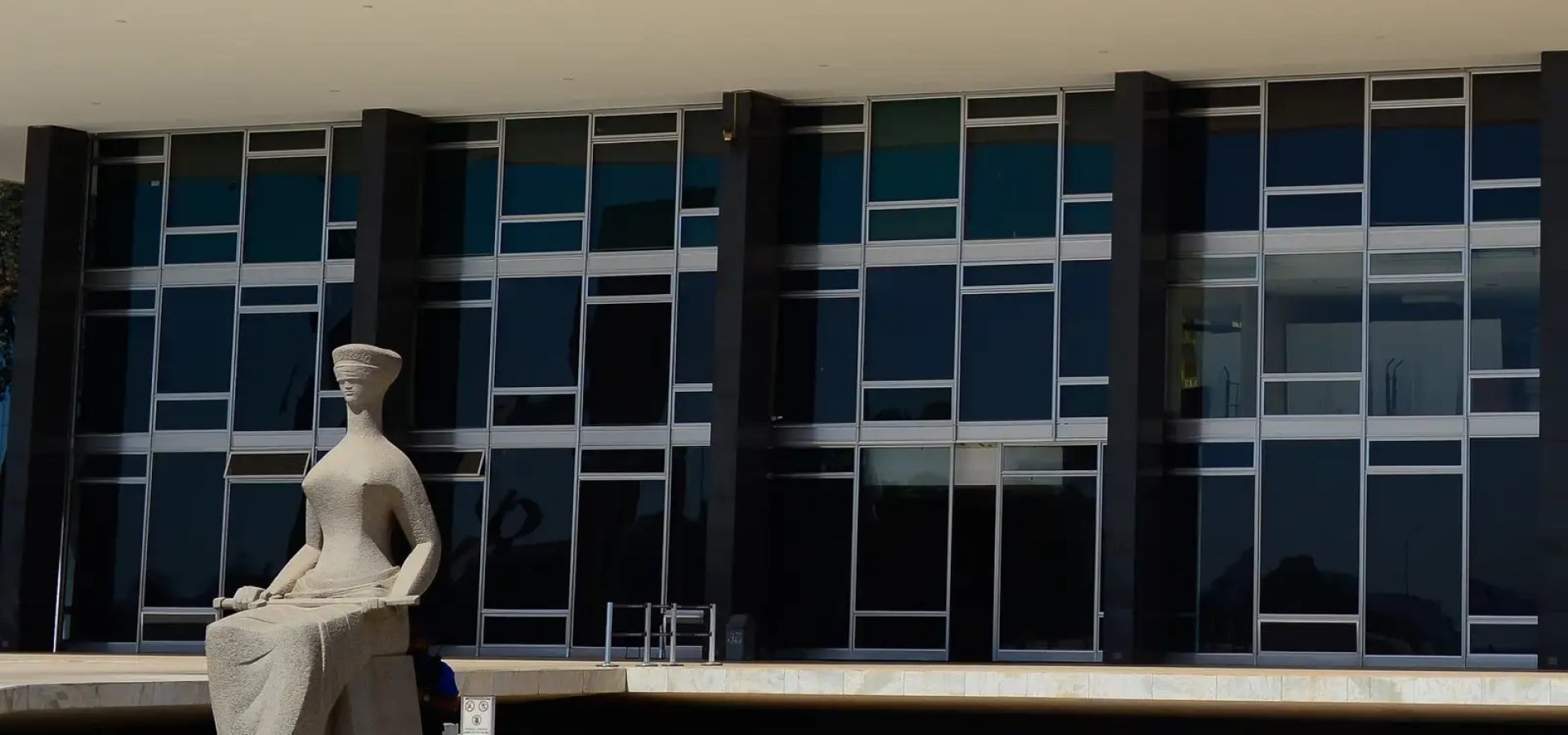 Segunda Turma do STF forma maioria para afastar diretor-geral da PF