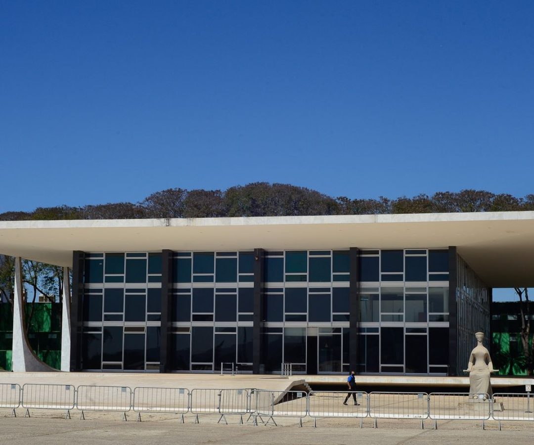 STF reconhece a omissão do Congresso por não taxar grandes fortunas