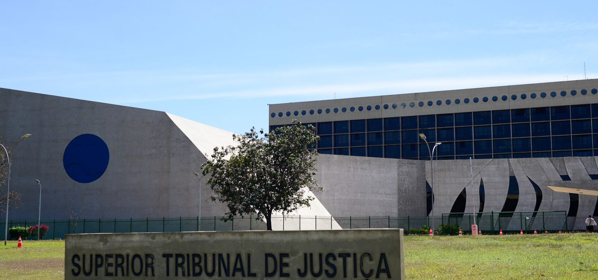 STJ autoriza ronda virtual em busca de pornografia infantil